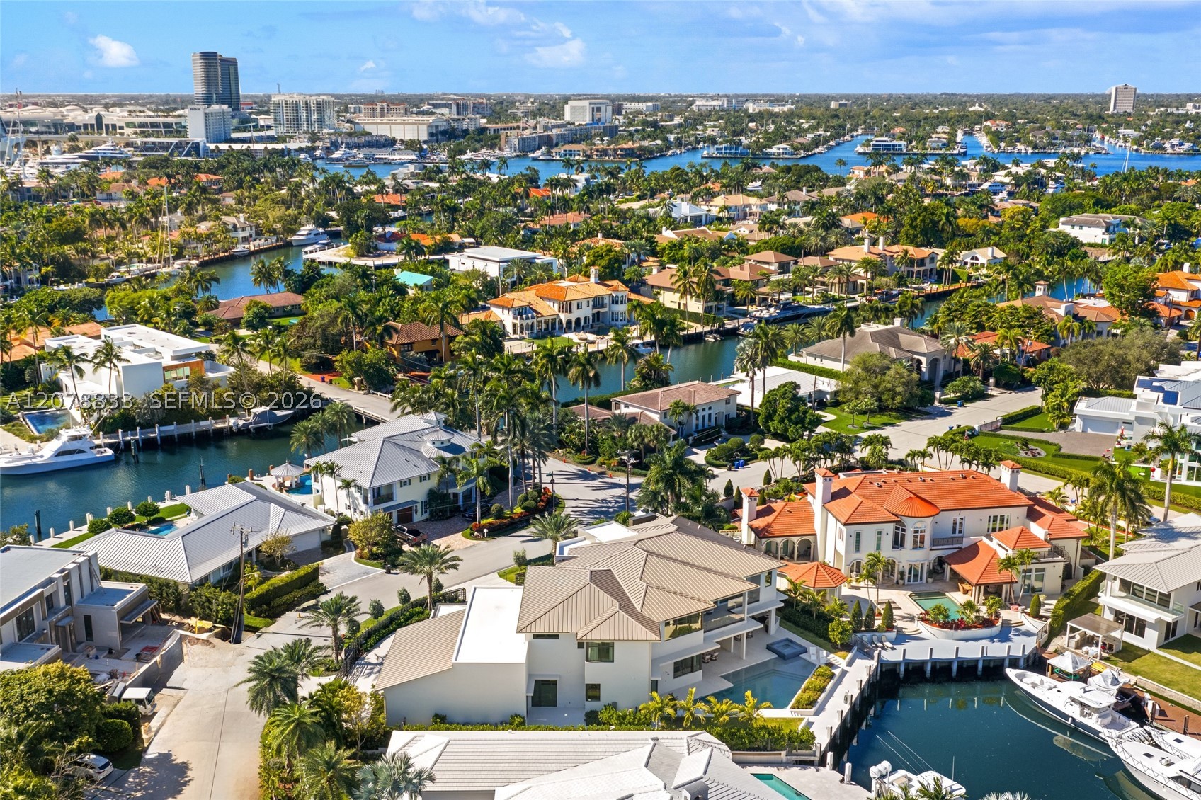 51 Isla Bahia Dr Fort Lauderdale, FL 33316
