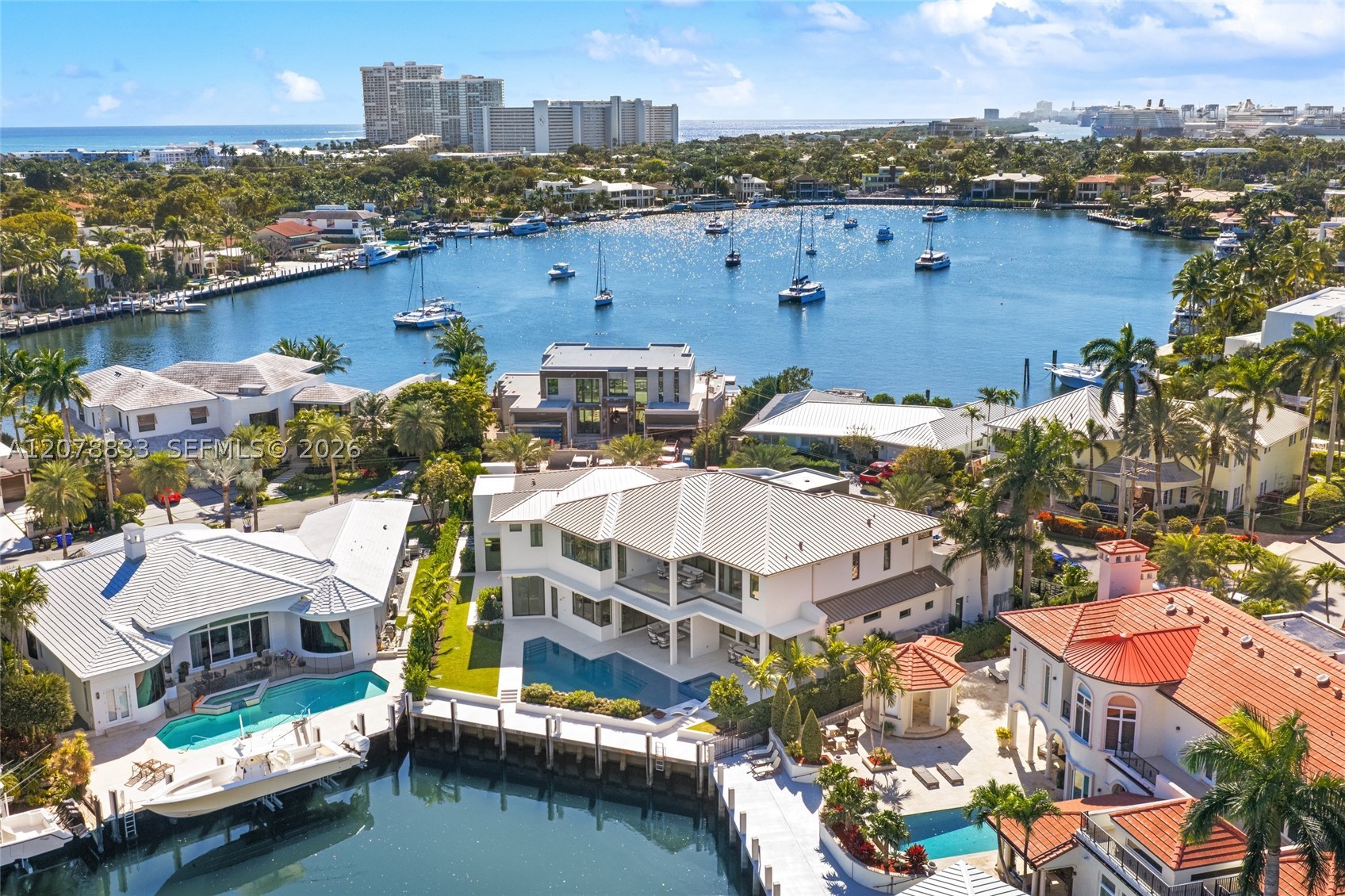 51 Isla Bahia Dr Fort Lauderdale, FL 33316