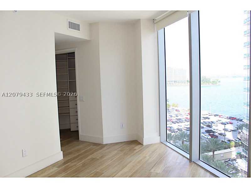 image Brickell House7