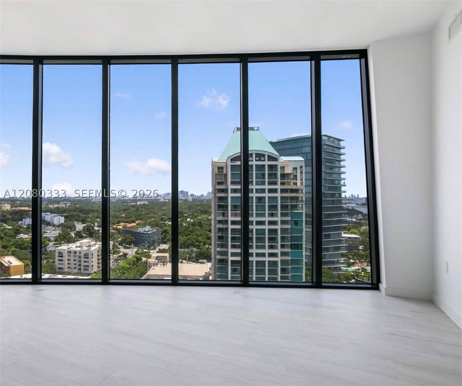 2831 S Bayshore Dr #1105 Miami, FL 33133