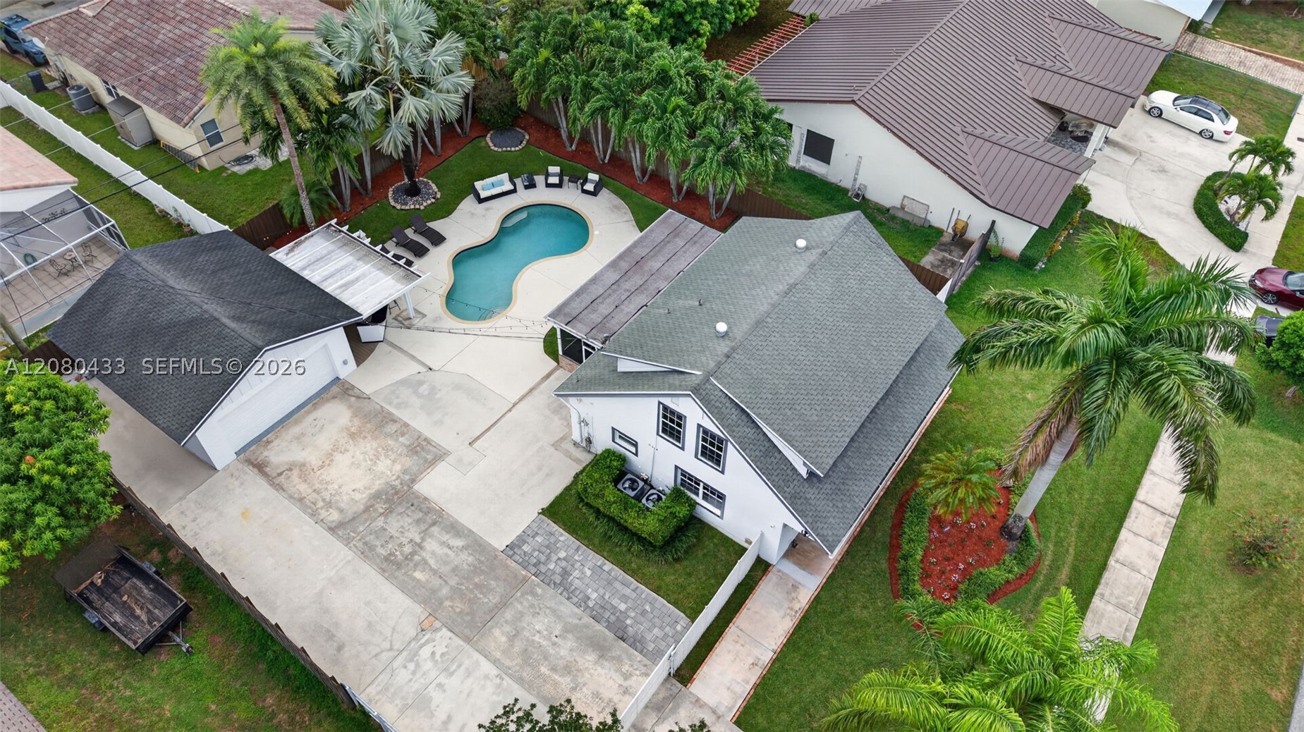 18211 SW 95th Ct Palmetto Bay, FL 33157