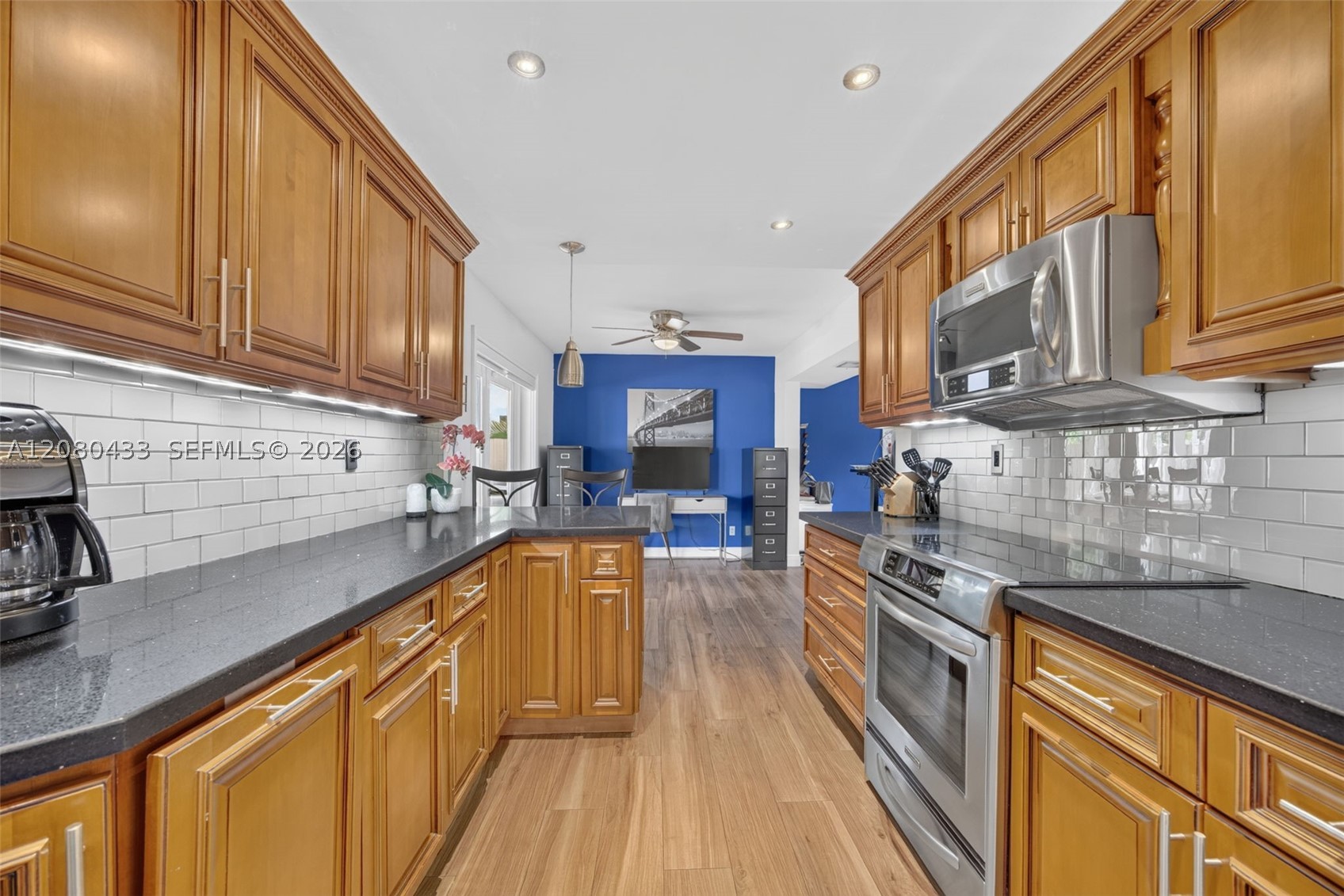 18211 SW 95th Ct Palmetto Bay, FL 33157