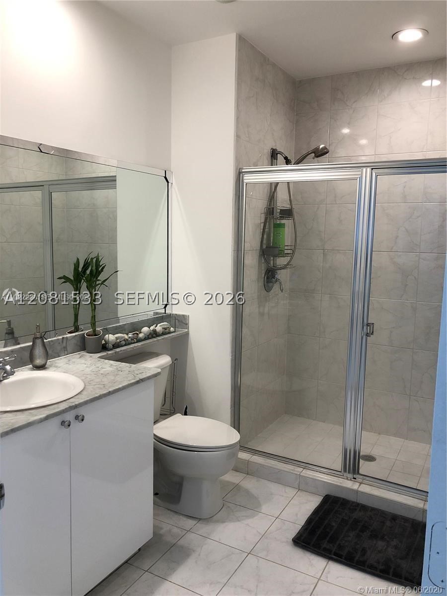 image The Venture at Aventura7
