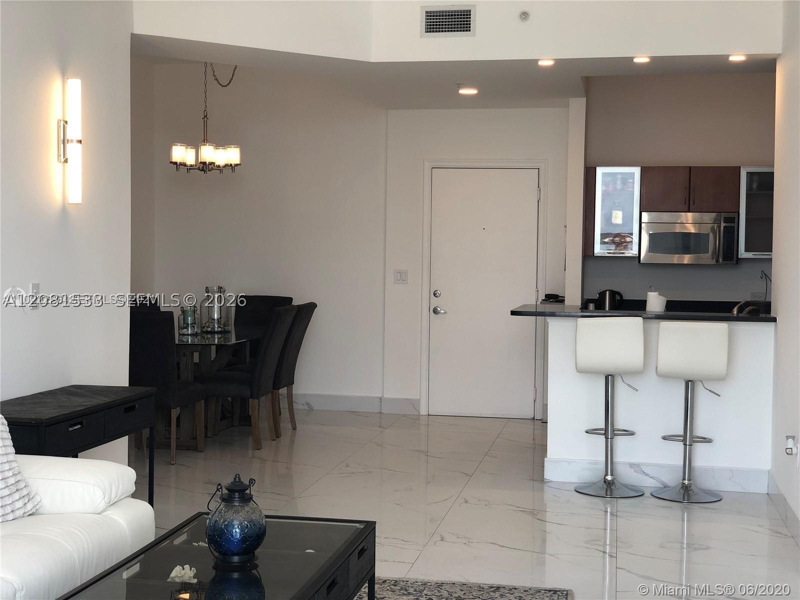 image The Venture at Aventura8