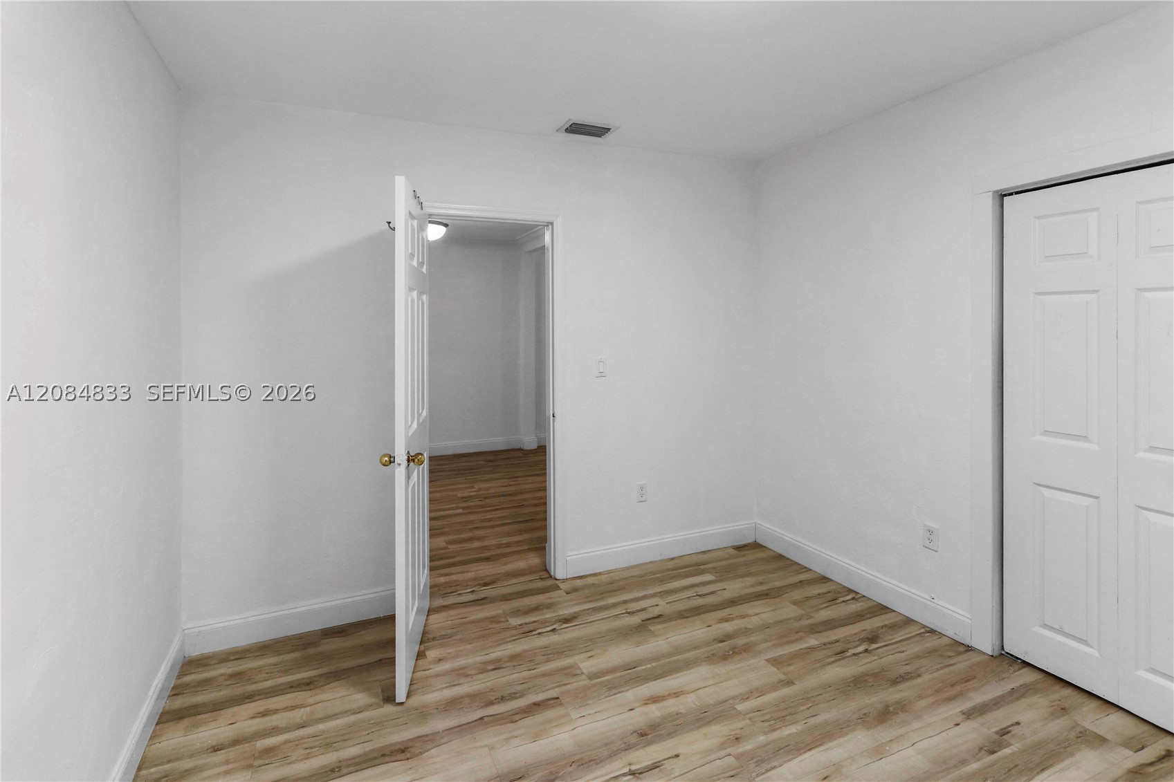 2532 SW 27th St Miami, FL 33133