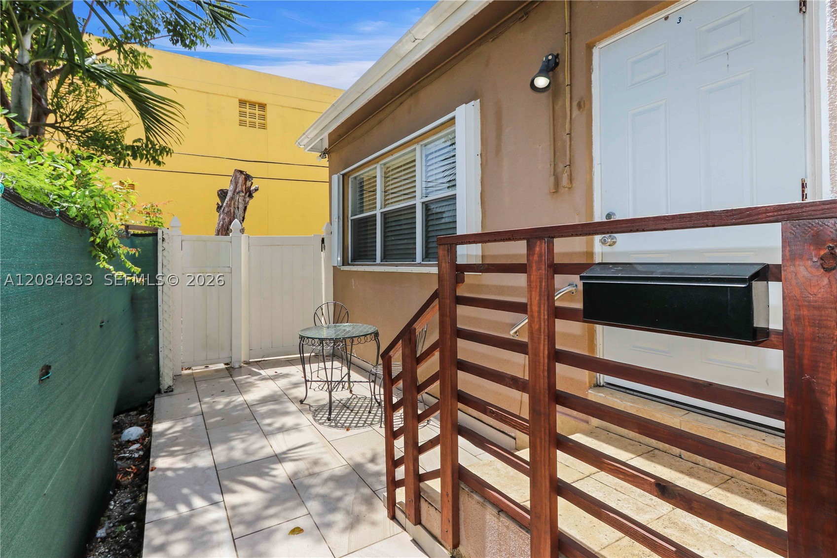 2532 SW 27th St Miami, FL 33133