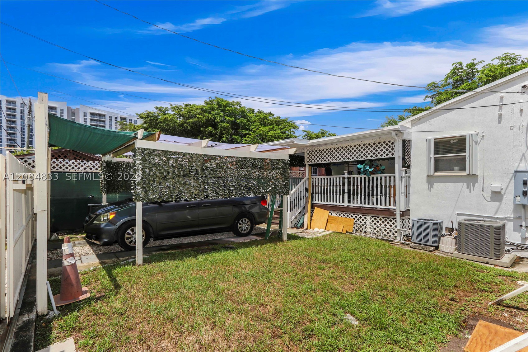 2532 SW 27th St Miami, FL 33133