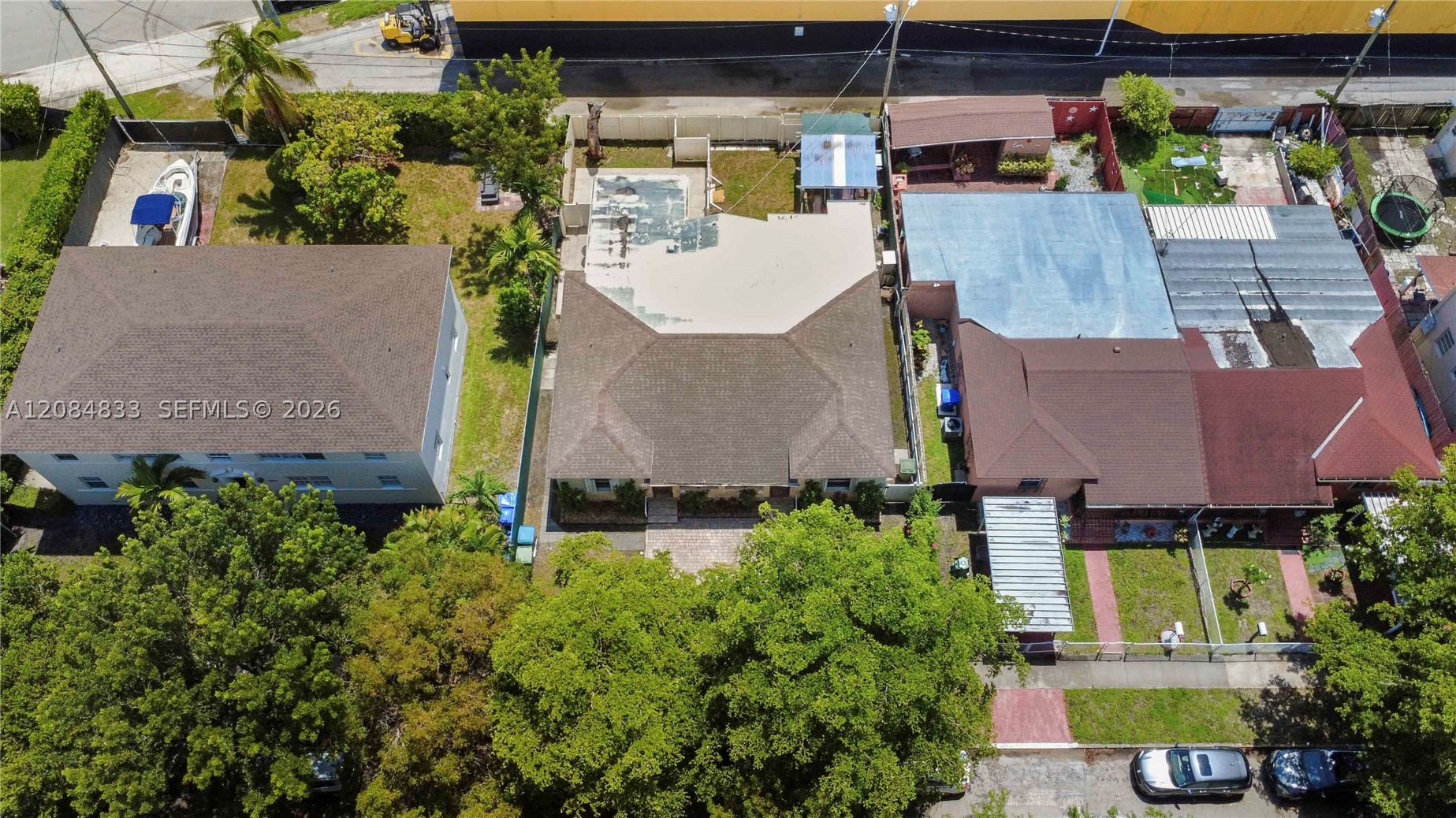 2532 SW 27th St Miami, FL 33133