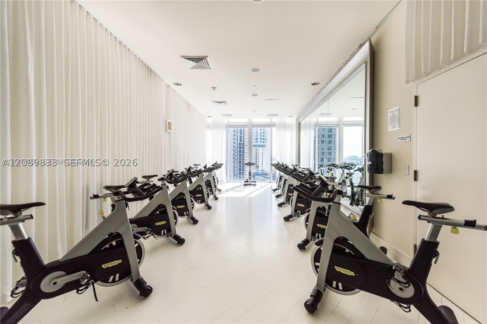 image Icon Brickell III (W Miami)14