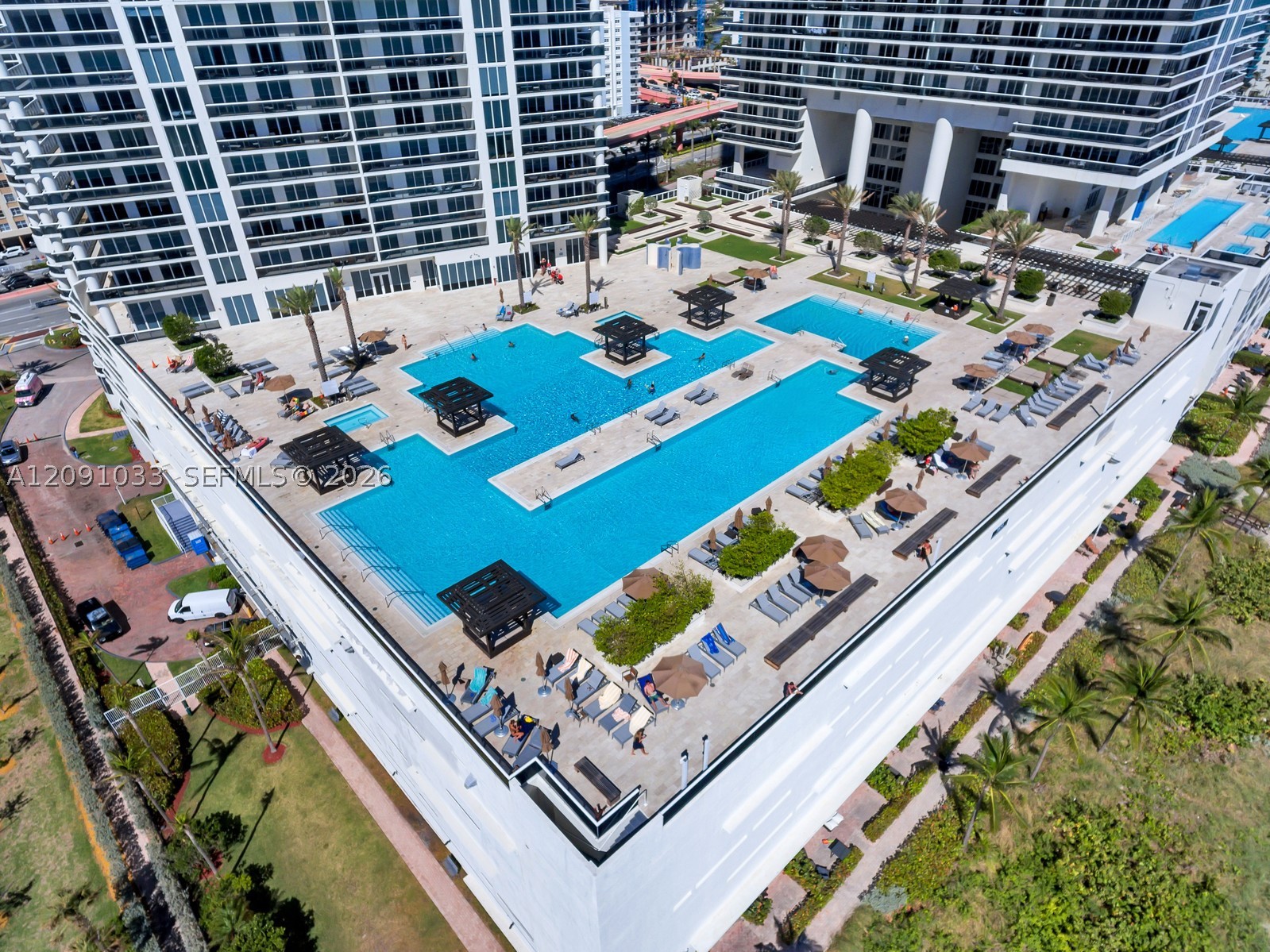 image Beach Club 113