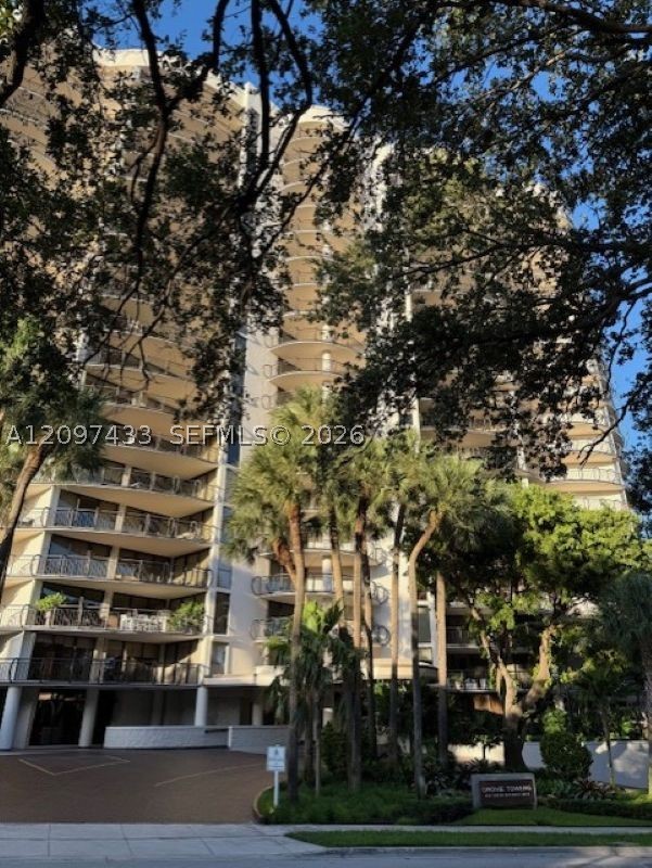 image Grove Towers0