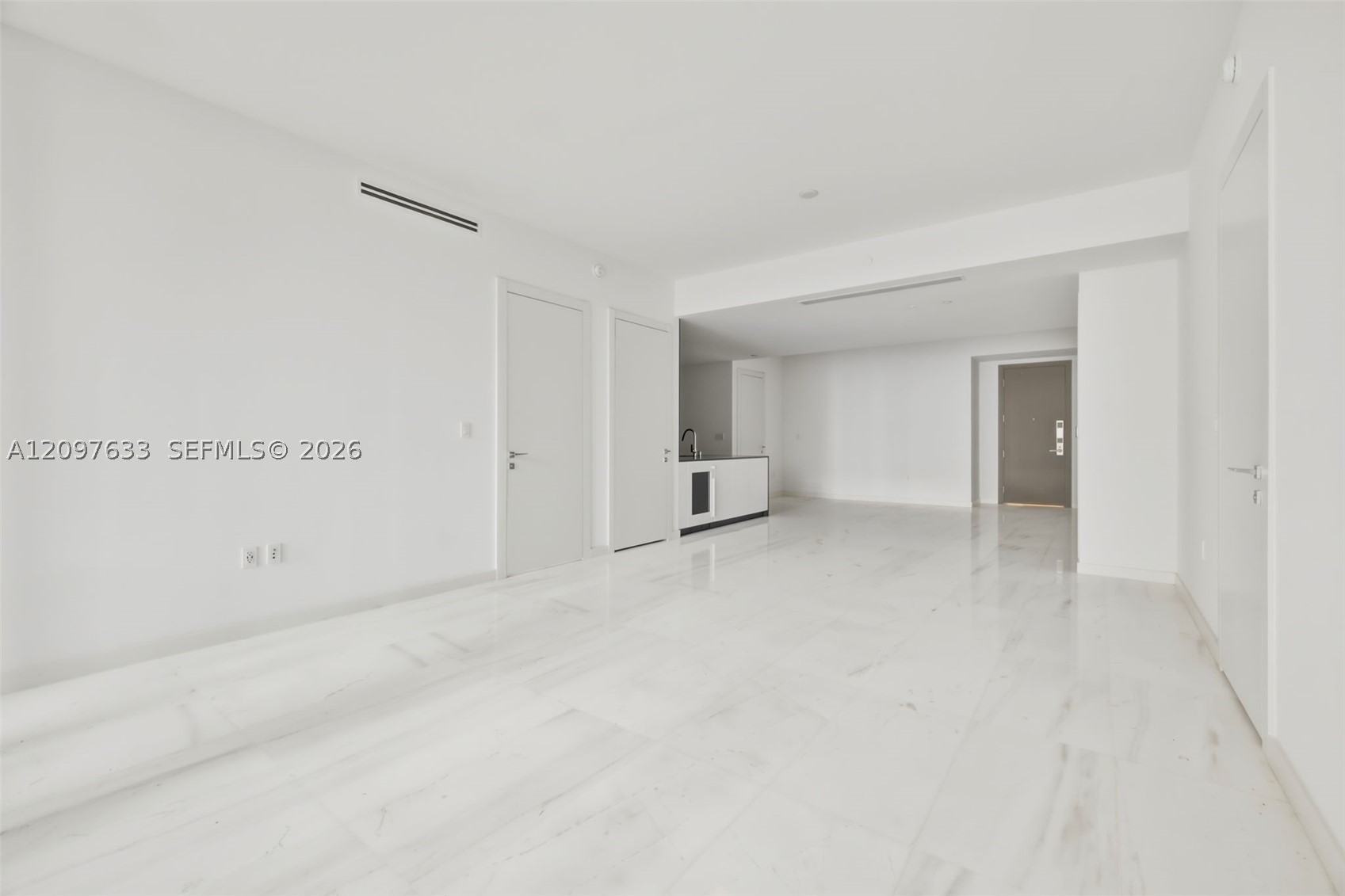 image Aston Martin Residences9