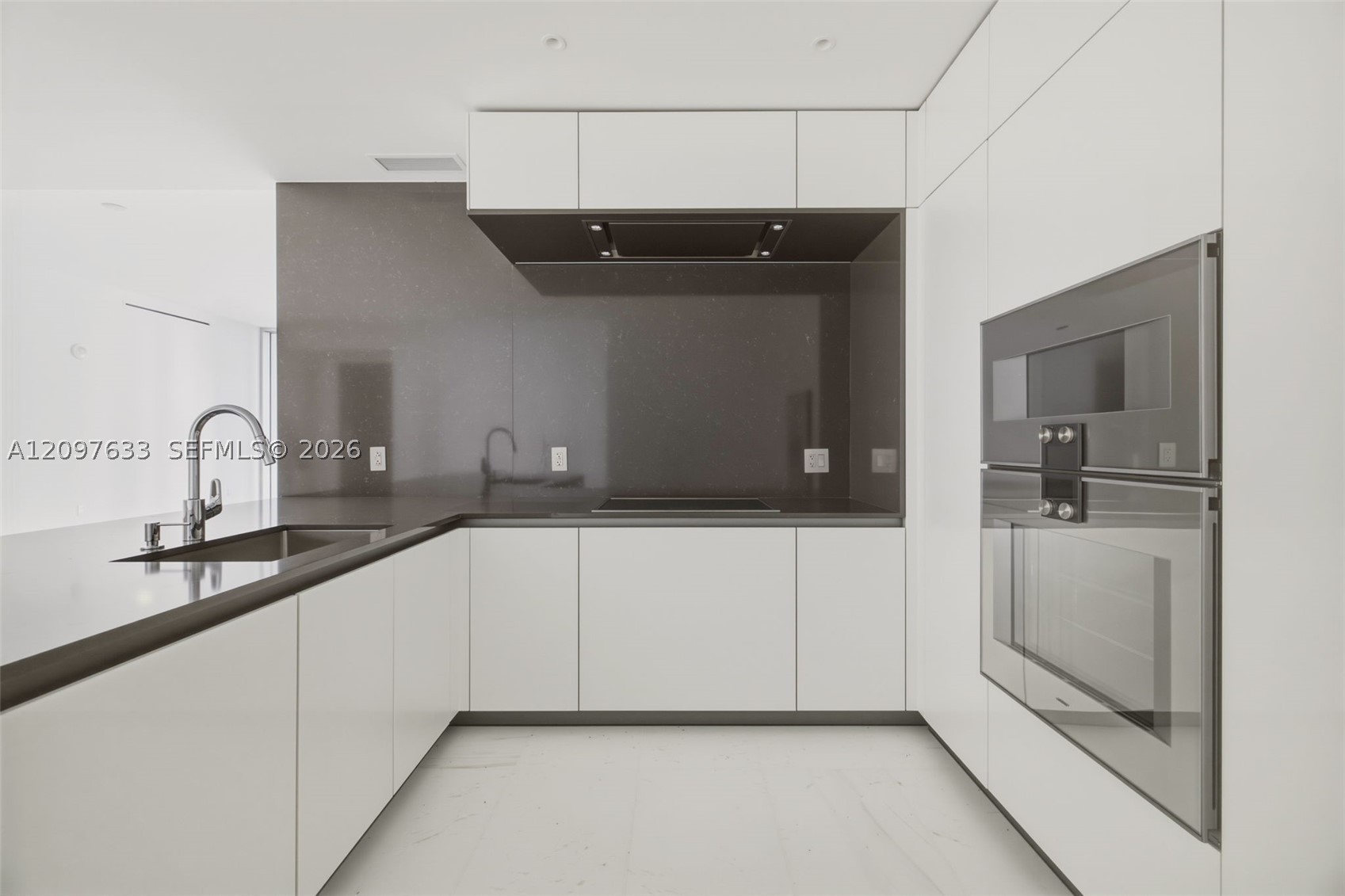 image Aston Martin Residences11