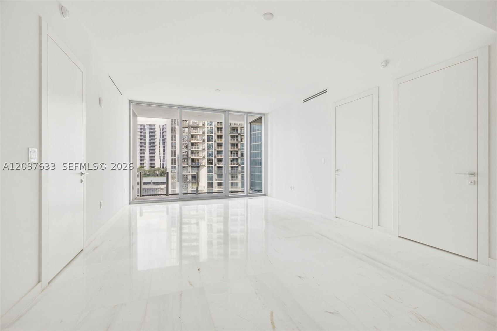 image Aston Martin Residences12