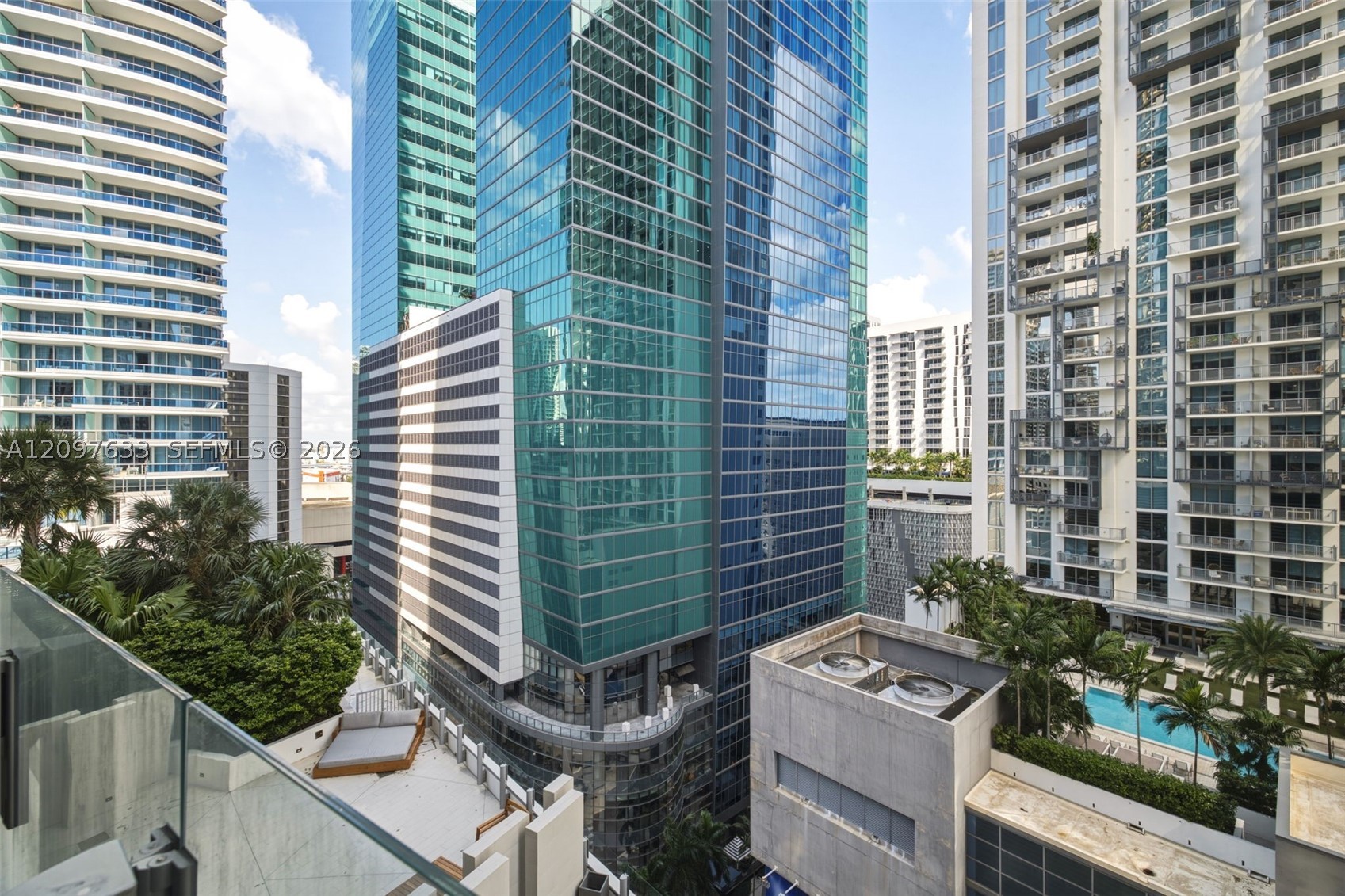 image Aston Martin Residences3
