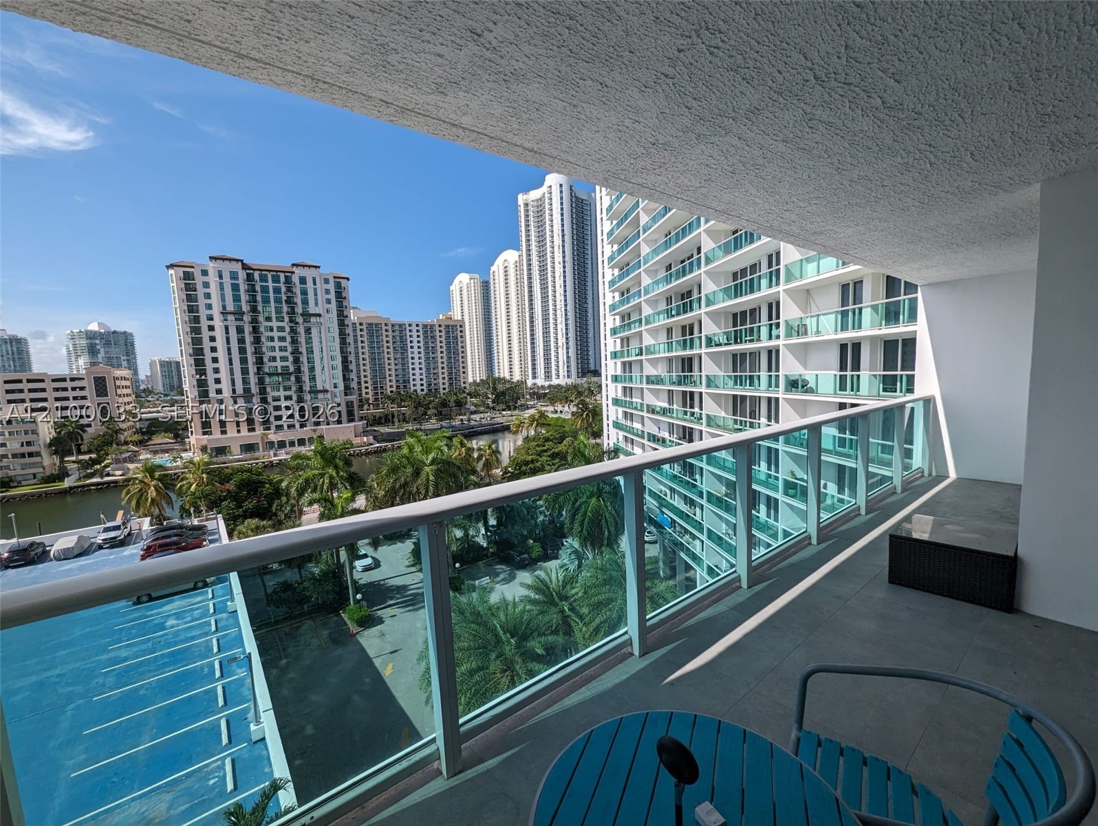 image Arlen House East12