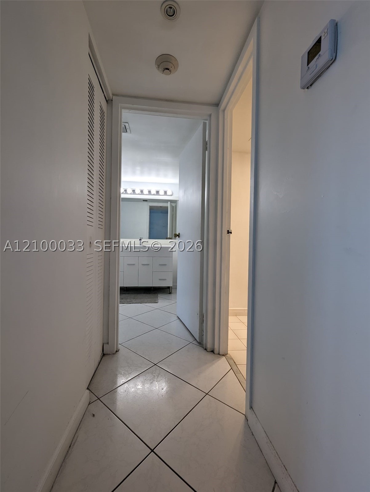 image Arlen House East15
