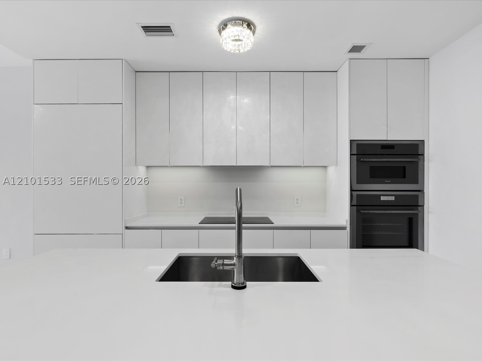 700 NE 24th St #4906 Miami, FL 33137