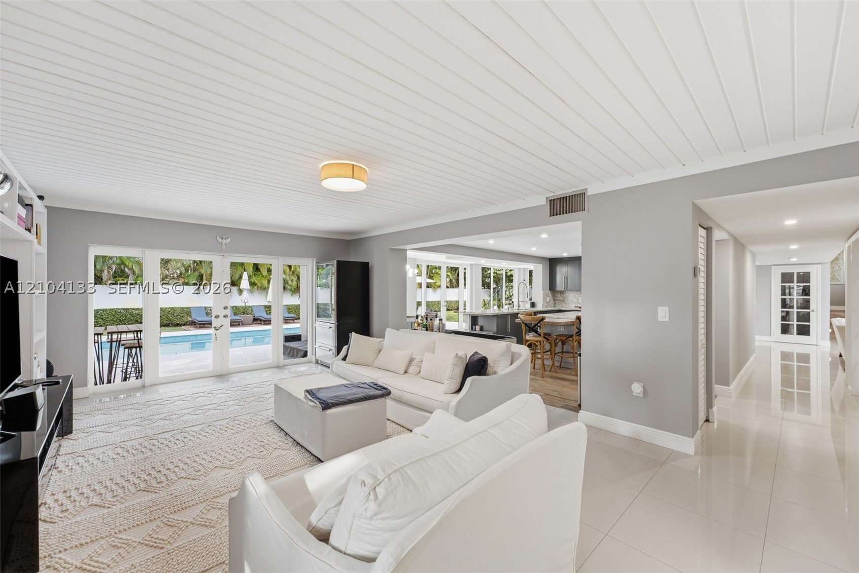 9361 SW 103rd St Miami, FL 33176