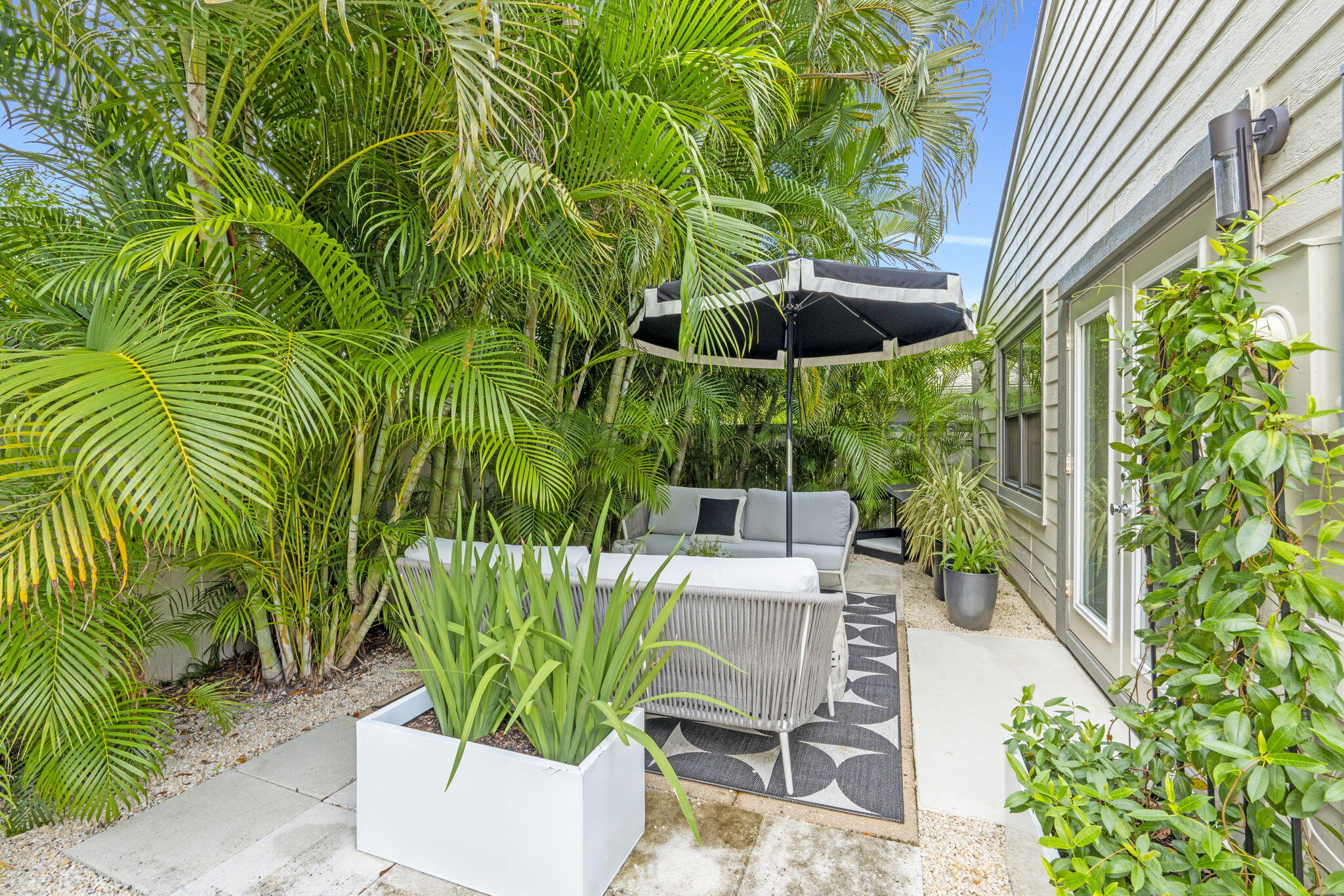 2474 Bedford Mews Wellington, FL 33414