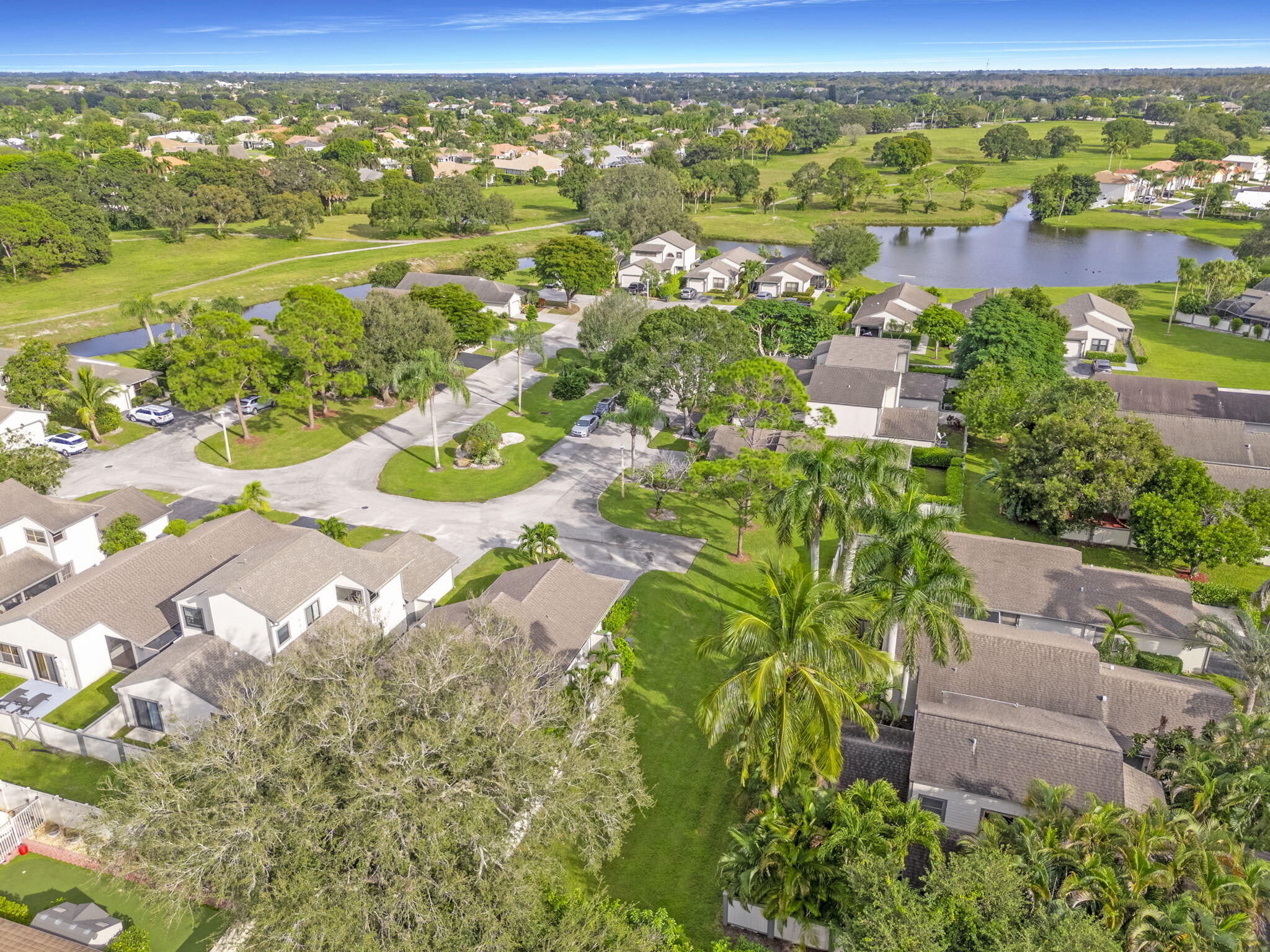 2474 Bedford Mews Wellington, FL 33414