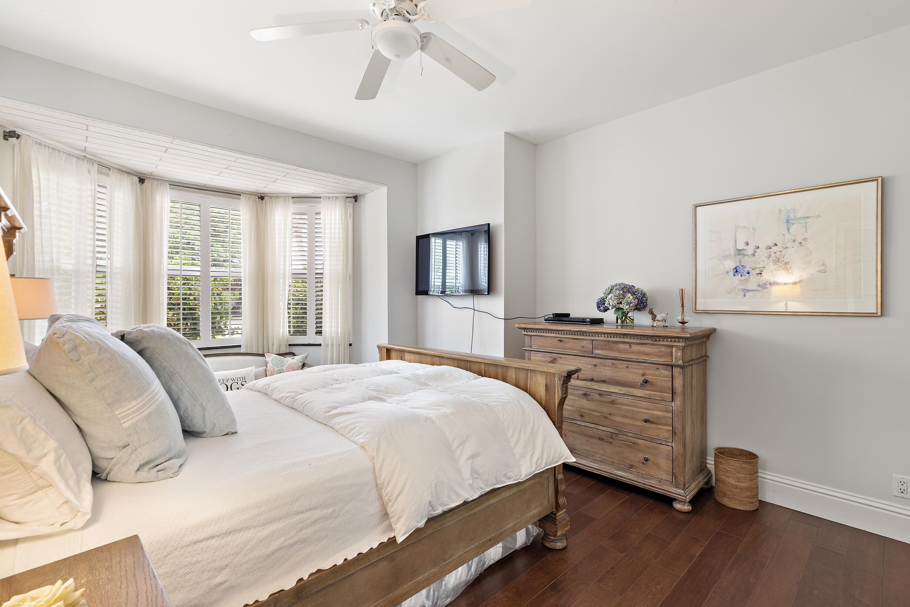 2990 SW Twin Oaks Wellington, FL 33414