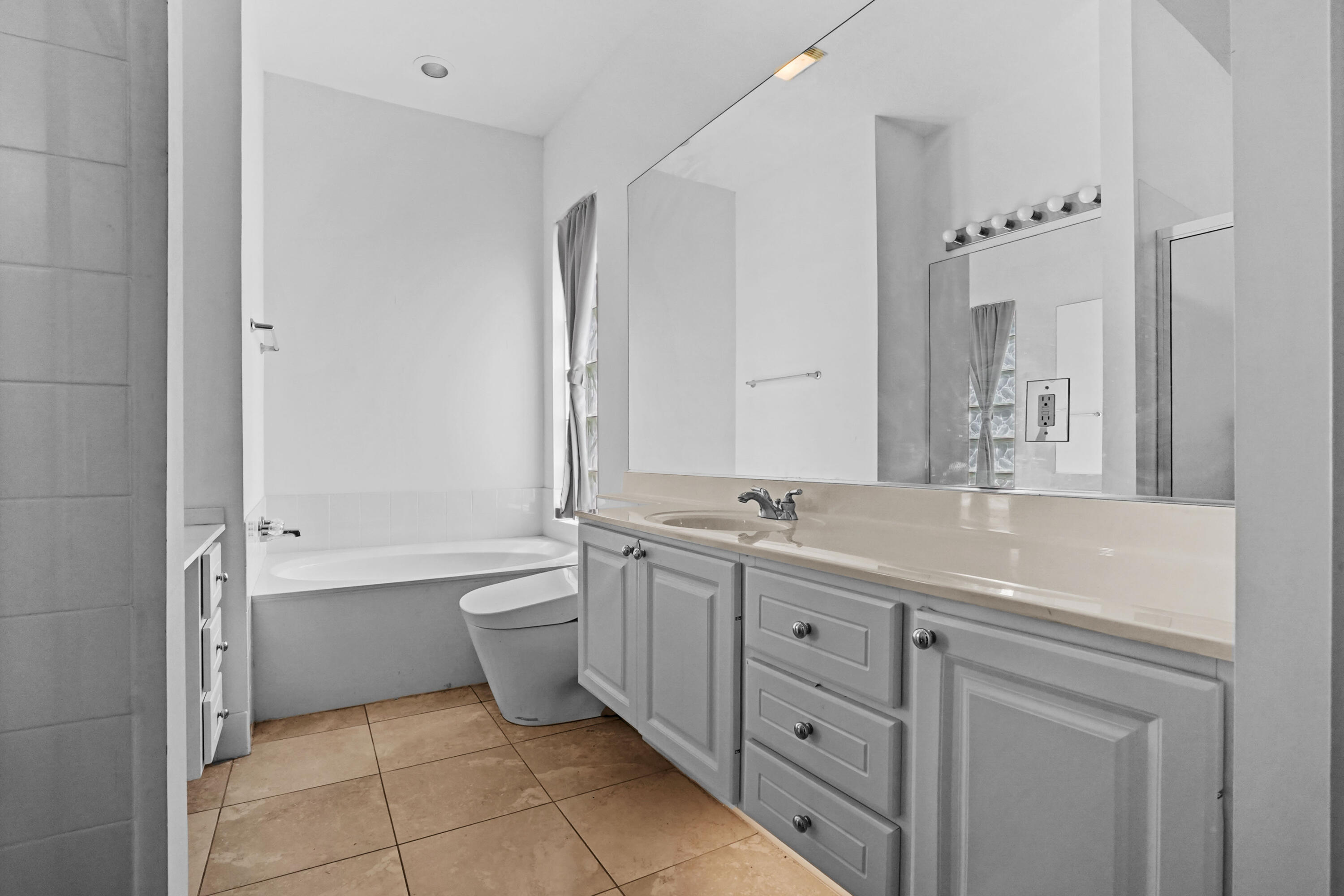 11402 SW Northland Port St Lucie, FL 34987