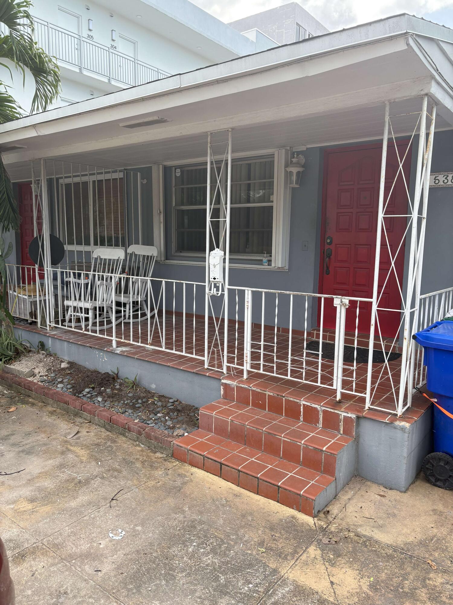 1538 NW 15th
