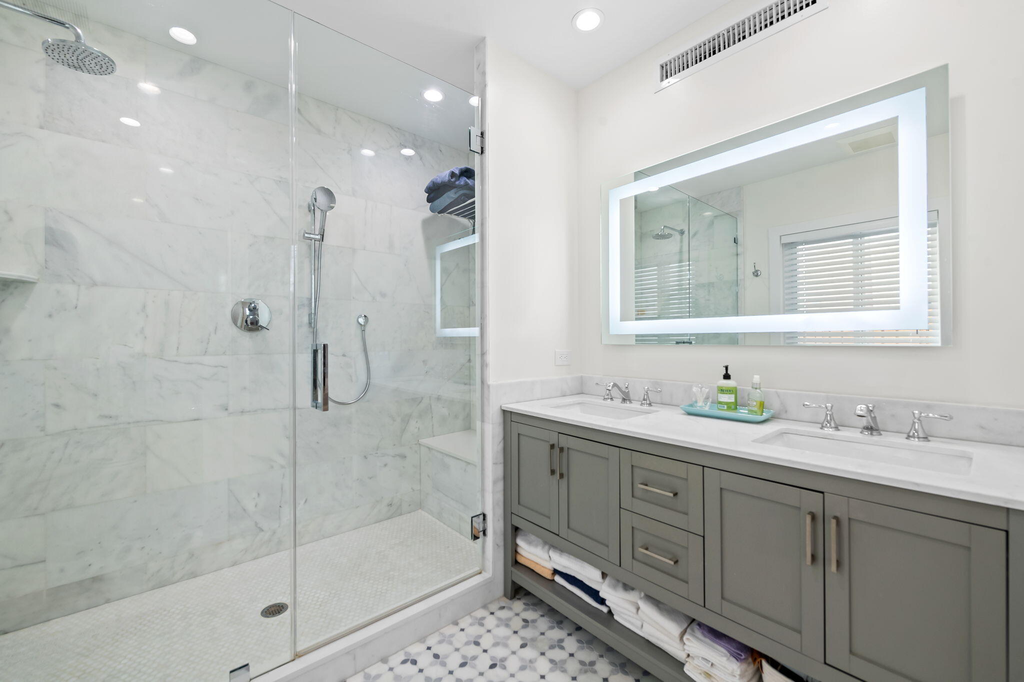 1004 SE 11th Fort Lauderdale, FL 33316