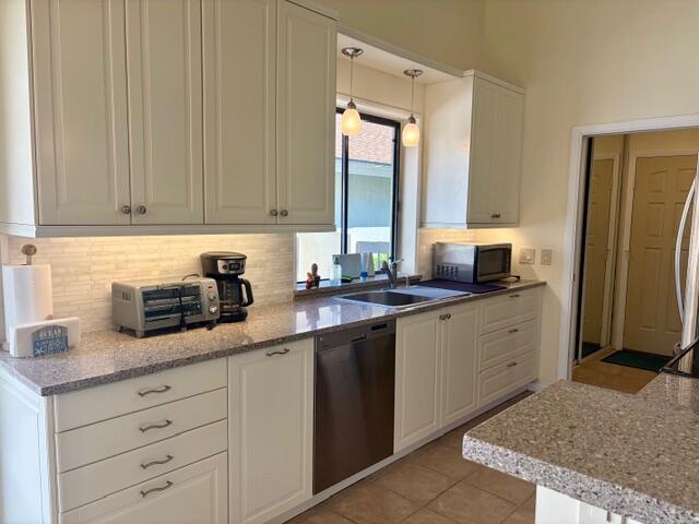 204 Cape Pointe Jupiter, FL 33477