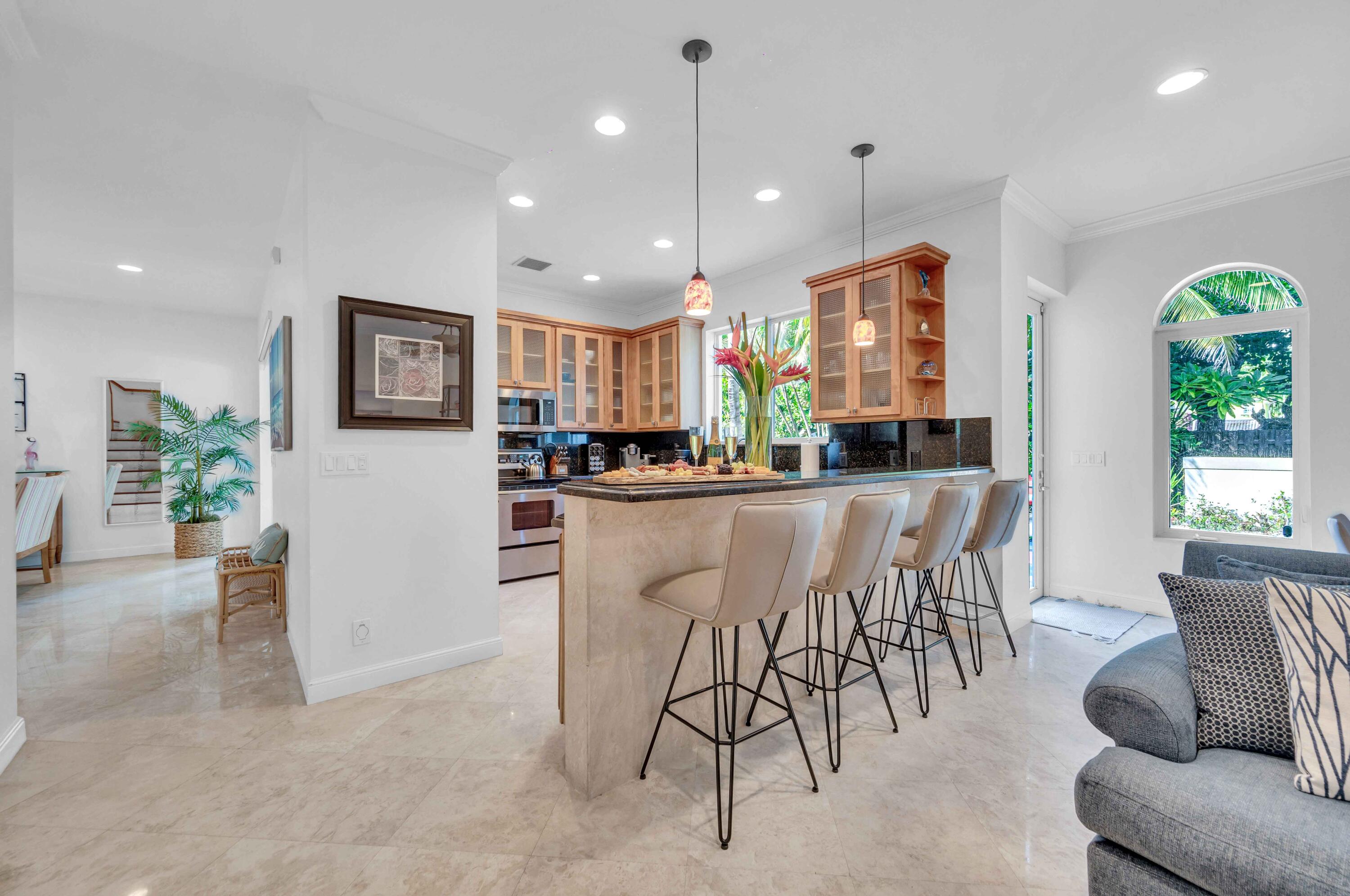 3315 NE 17th Fort Lauderdale, FL 33305