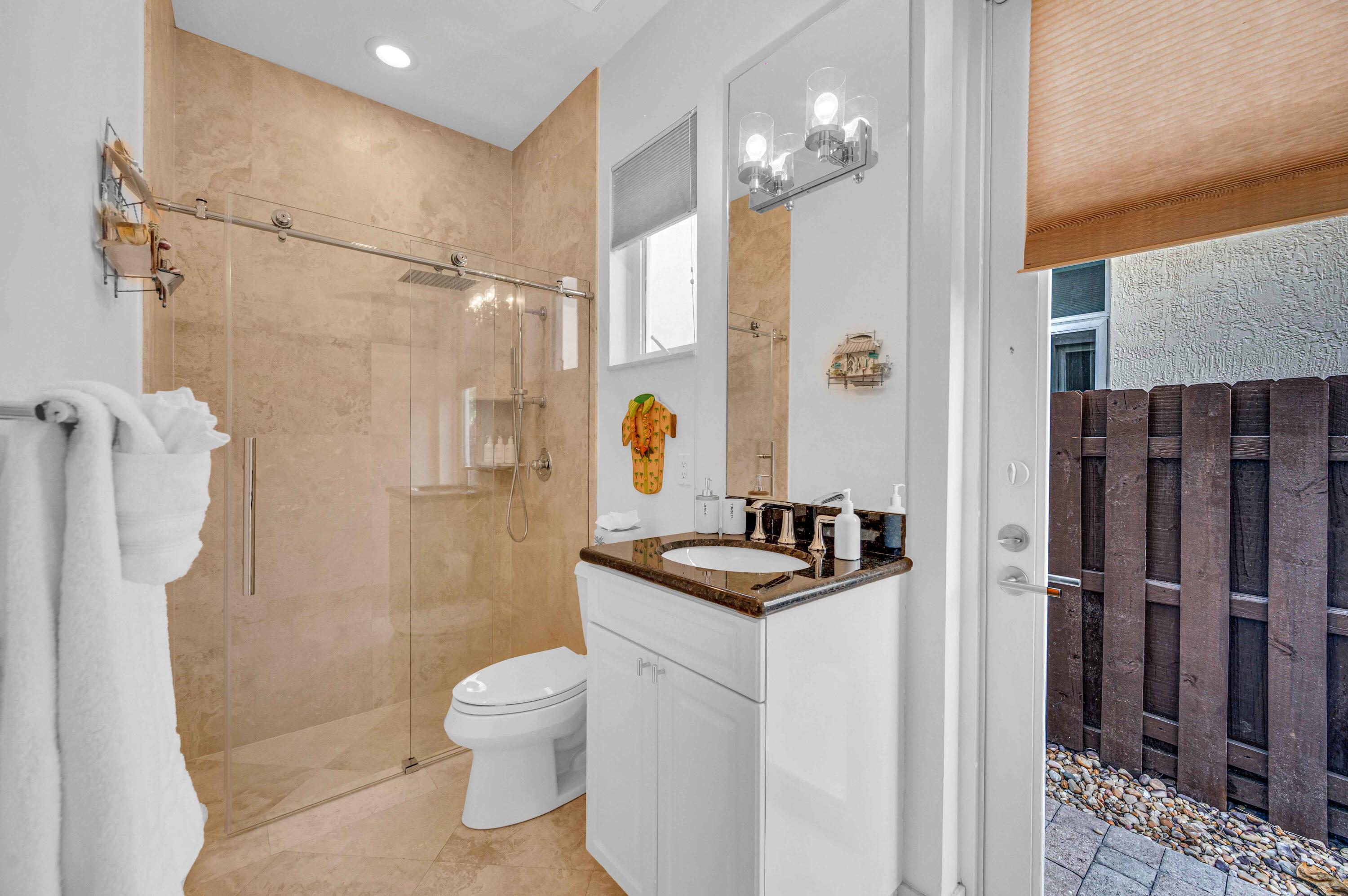 3315 NE 17th Fort Lauderdale, FL 33305