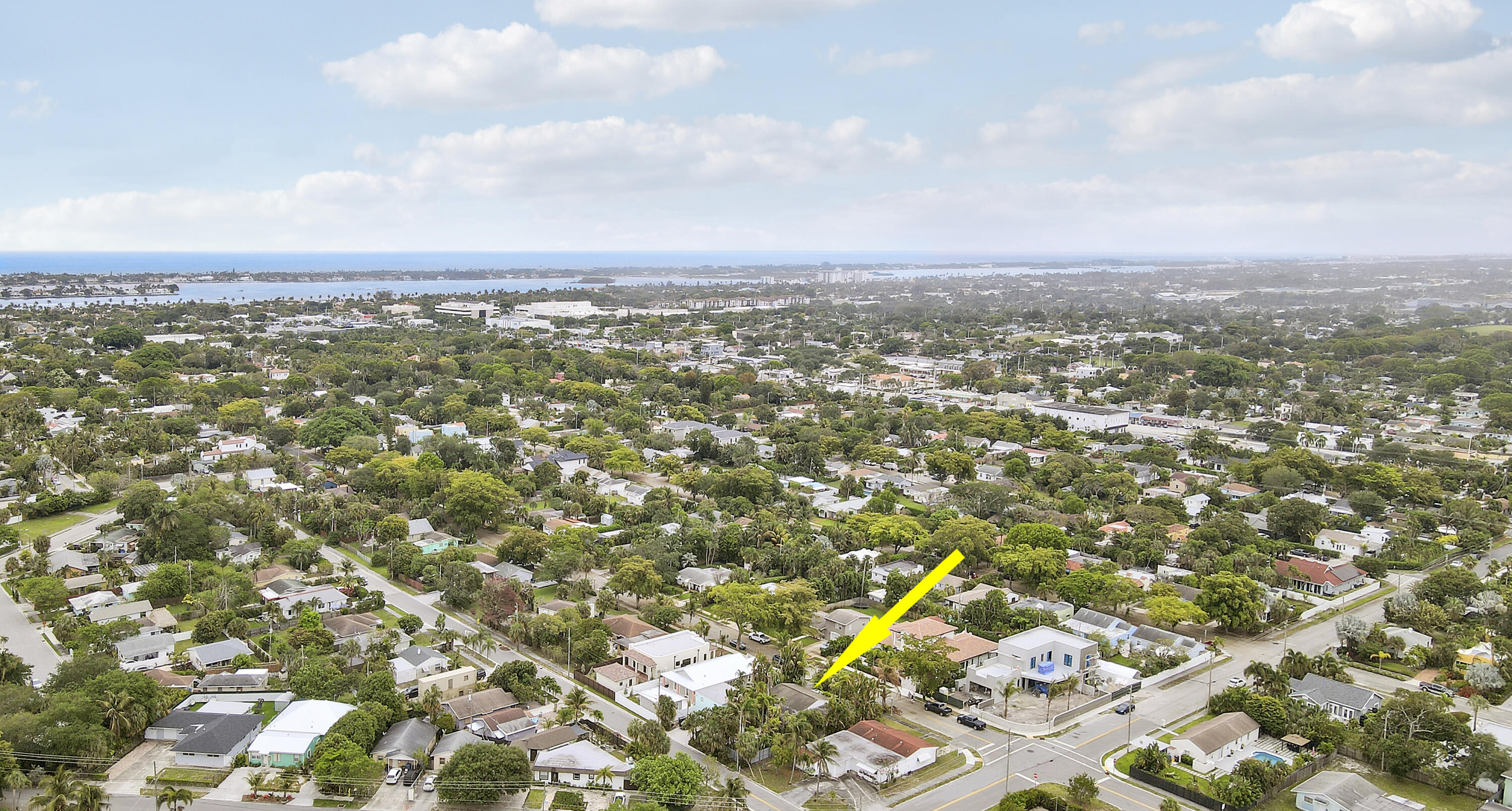 1023 Ardmore West Palm Beach, FL 33401