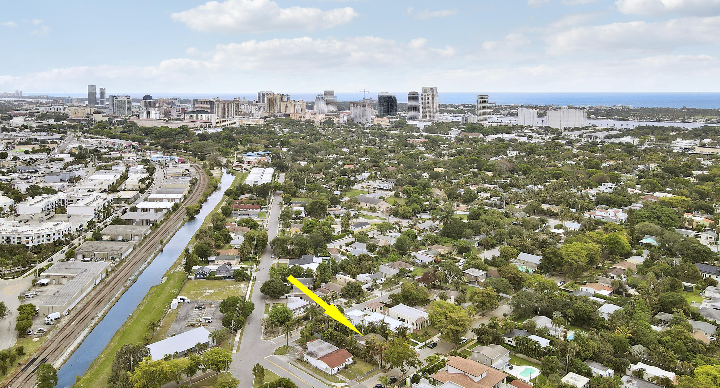 1023 Ardmore West Palm Beach, FL 33401