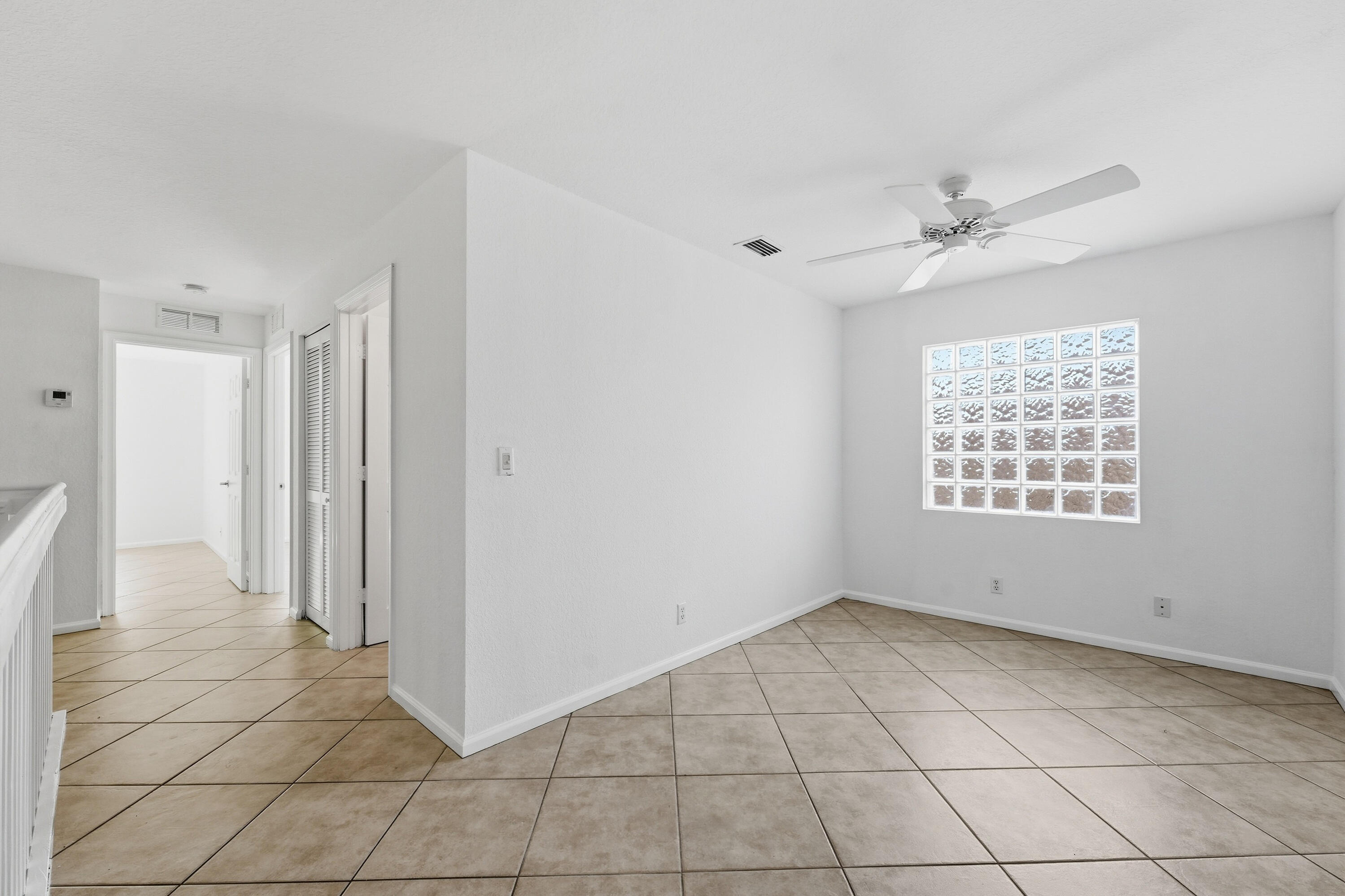 1275 Rosegate Riviera Beach, FL 33404