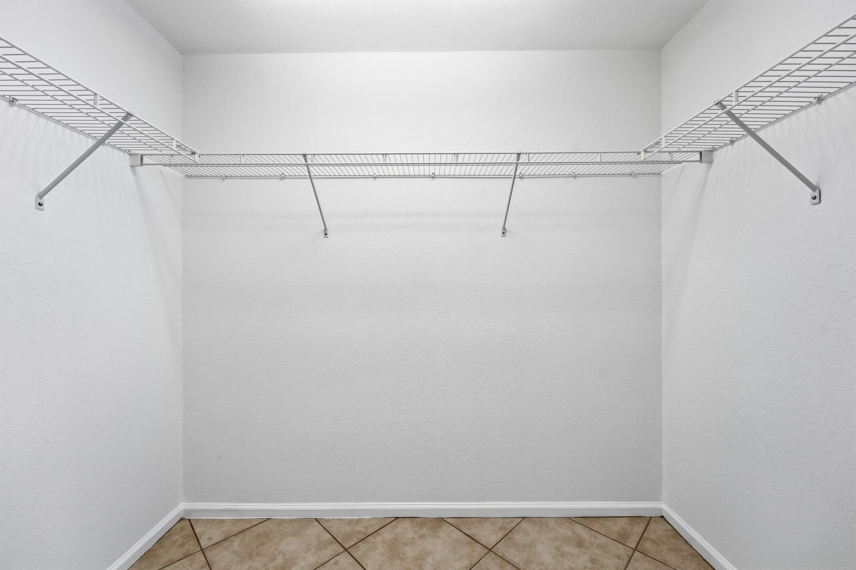 1275 Rosegate Riviera Beach, FL 33404