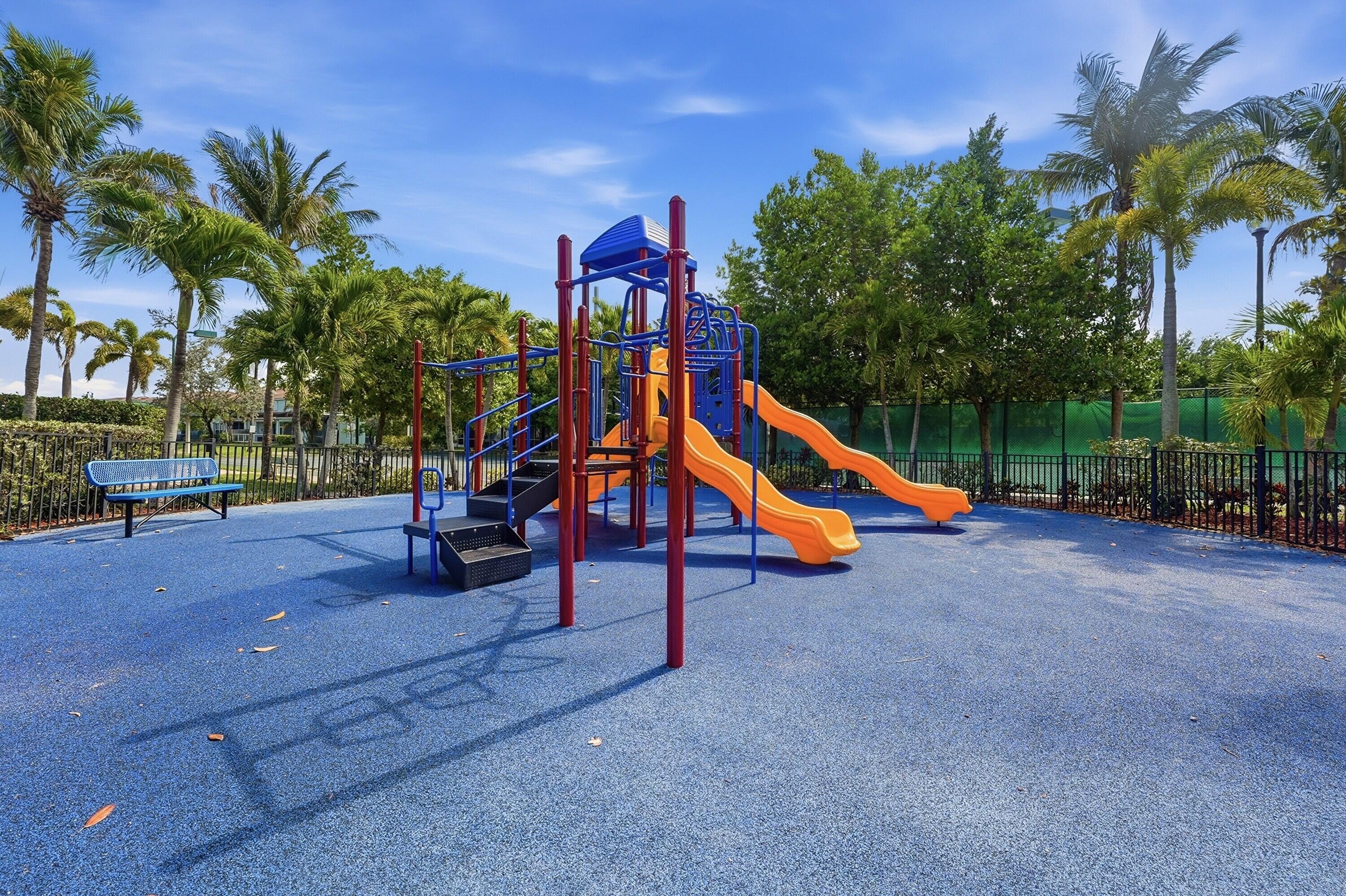 1275 Rosegate Riviera Beach, FL 33404