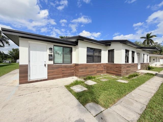 53 NE 16th