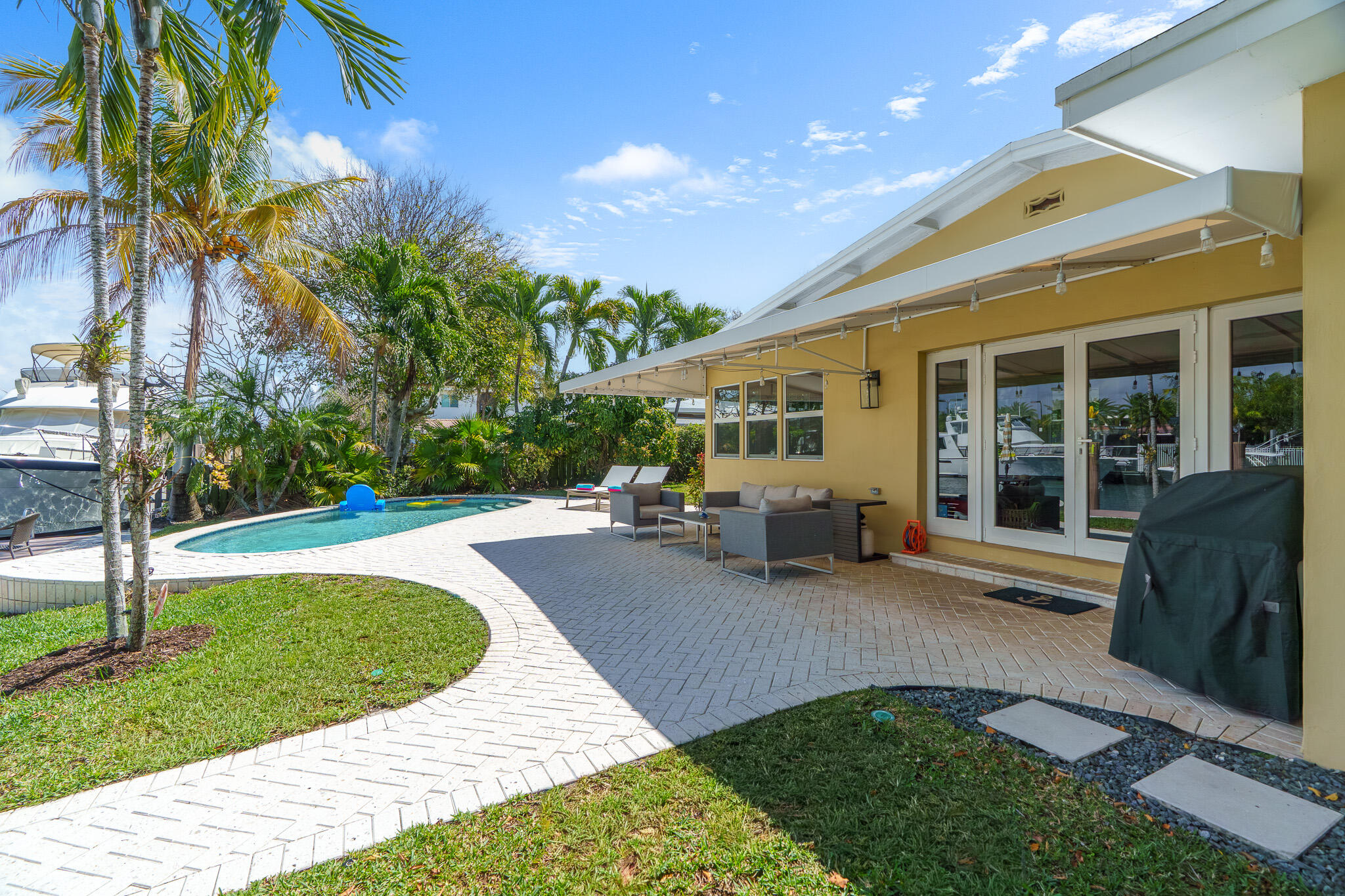 1601 SE 12th Fort Lauderdale, FL 33316