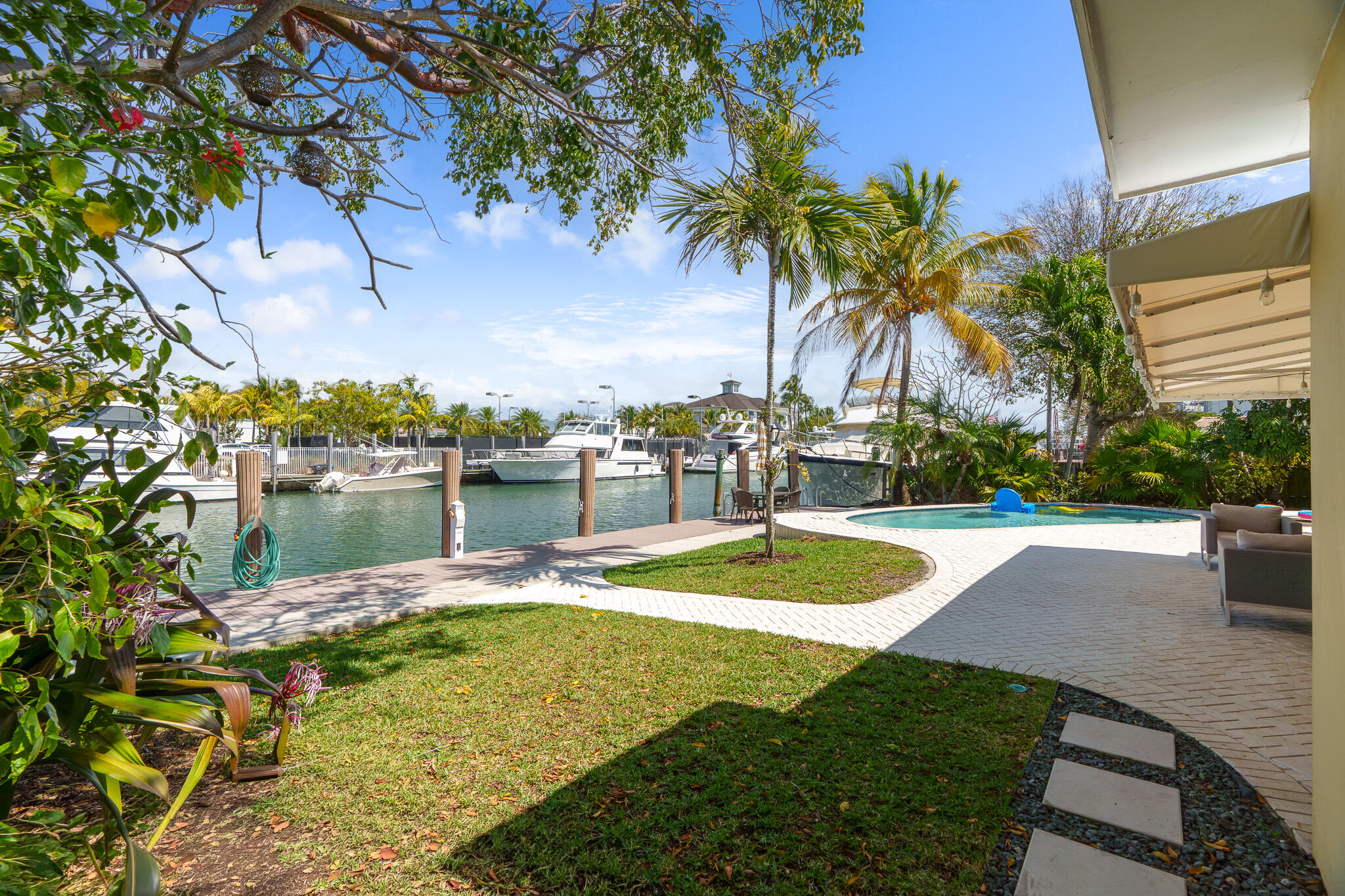 1601 SE 12th Fort Lauderdale, FL 33316