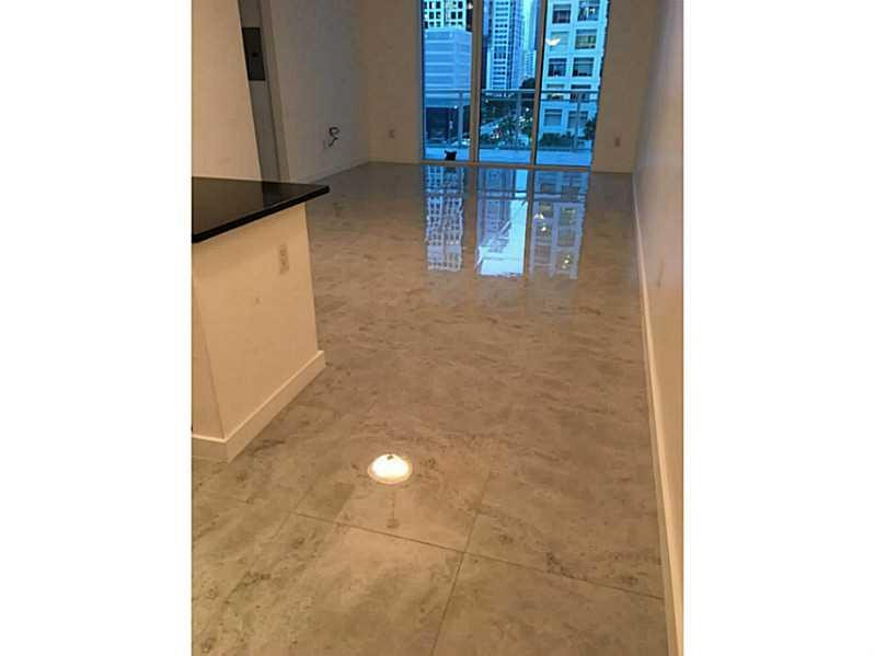 951 Brickell #701 Miami, FL 33131