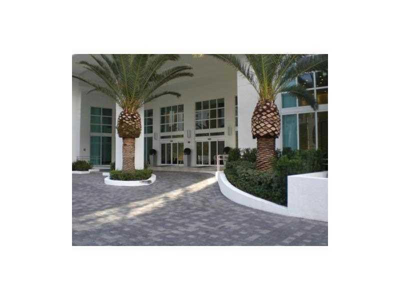 951 Brickell #701 Miami, FL 33131