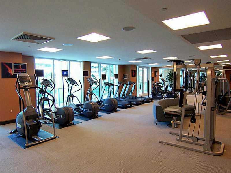 951 Brickell #701 Miami, FL 33131