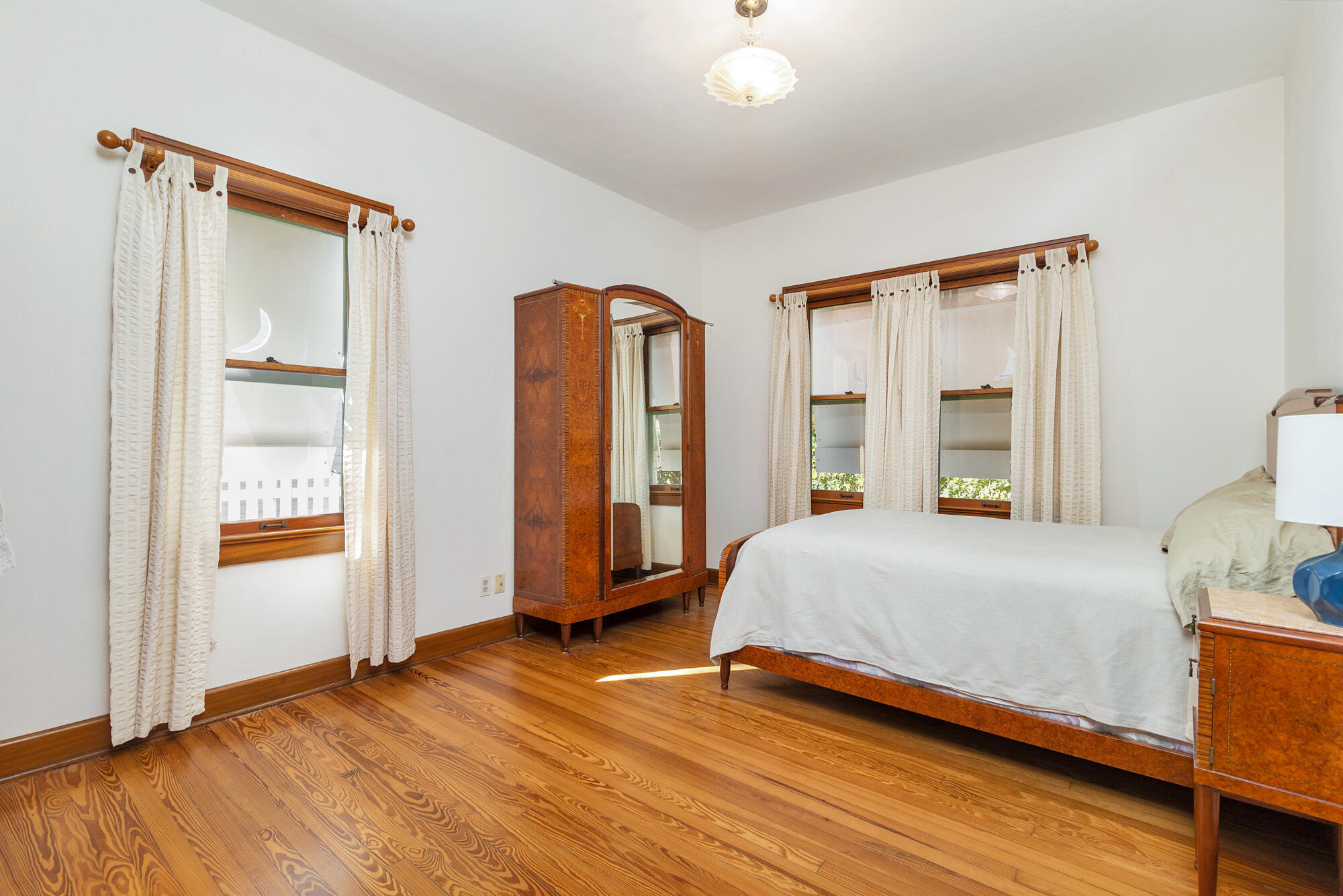 800 Kanuga West Palm Beach, FL 33401