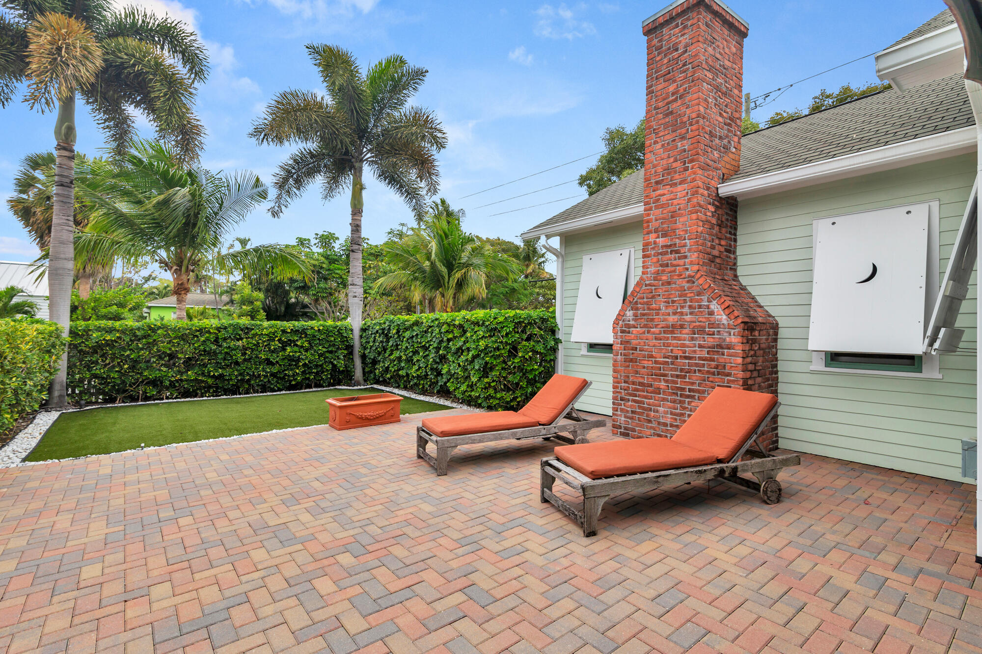 800 Kanuga West Palm Beach, FL 33401