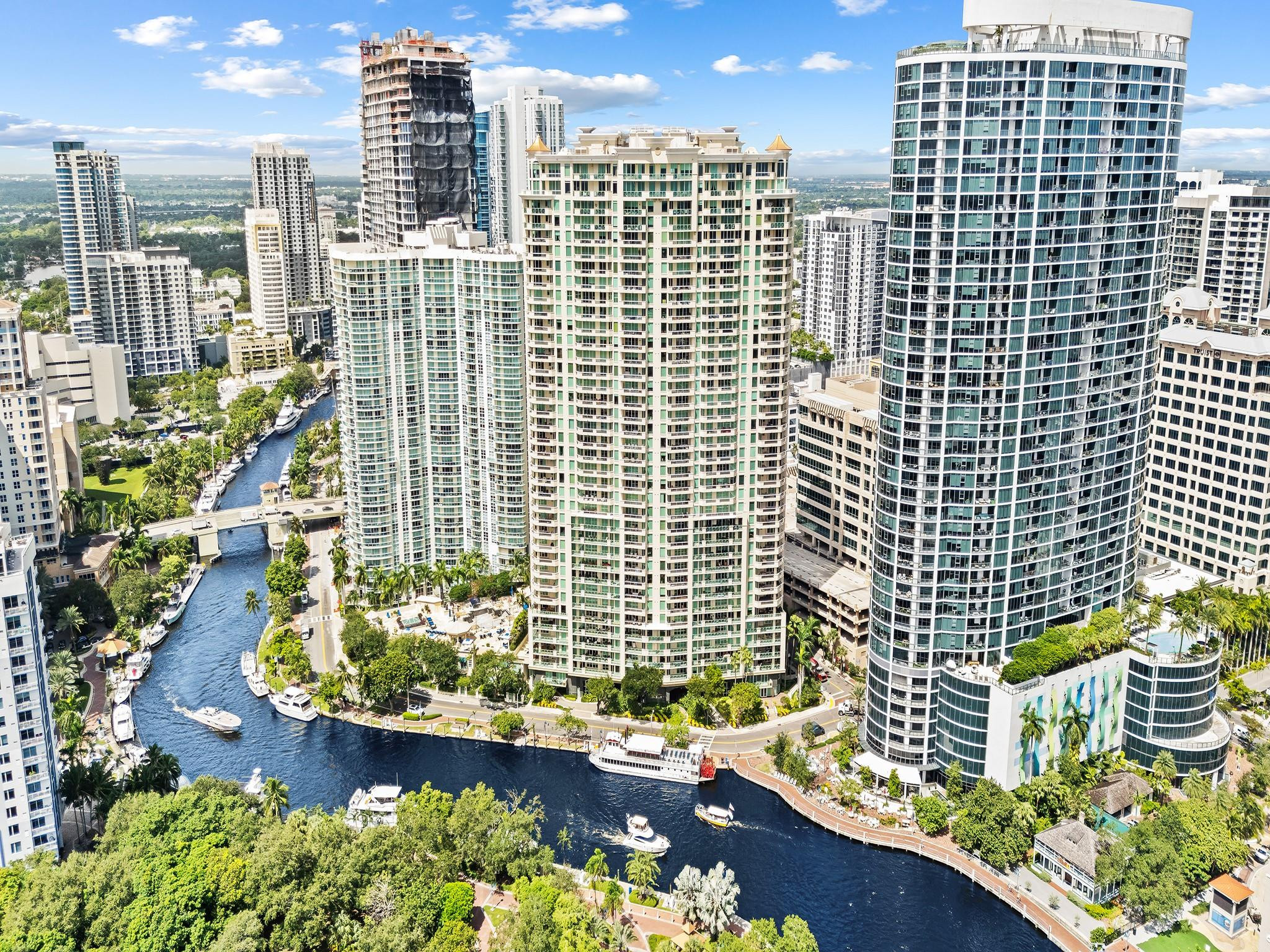 411 N New Riv #3402 Fort Lauderdale, FL 33301