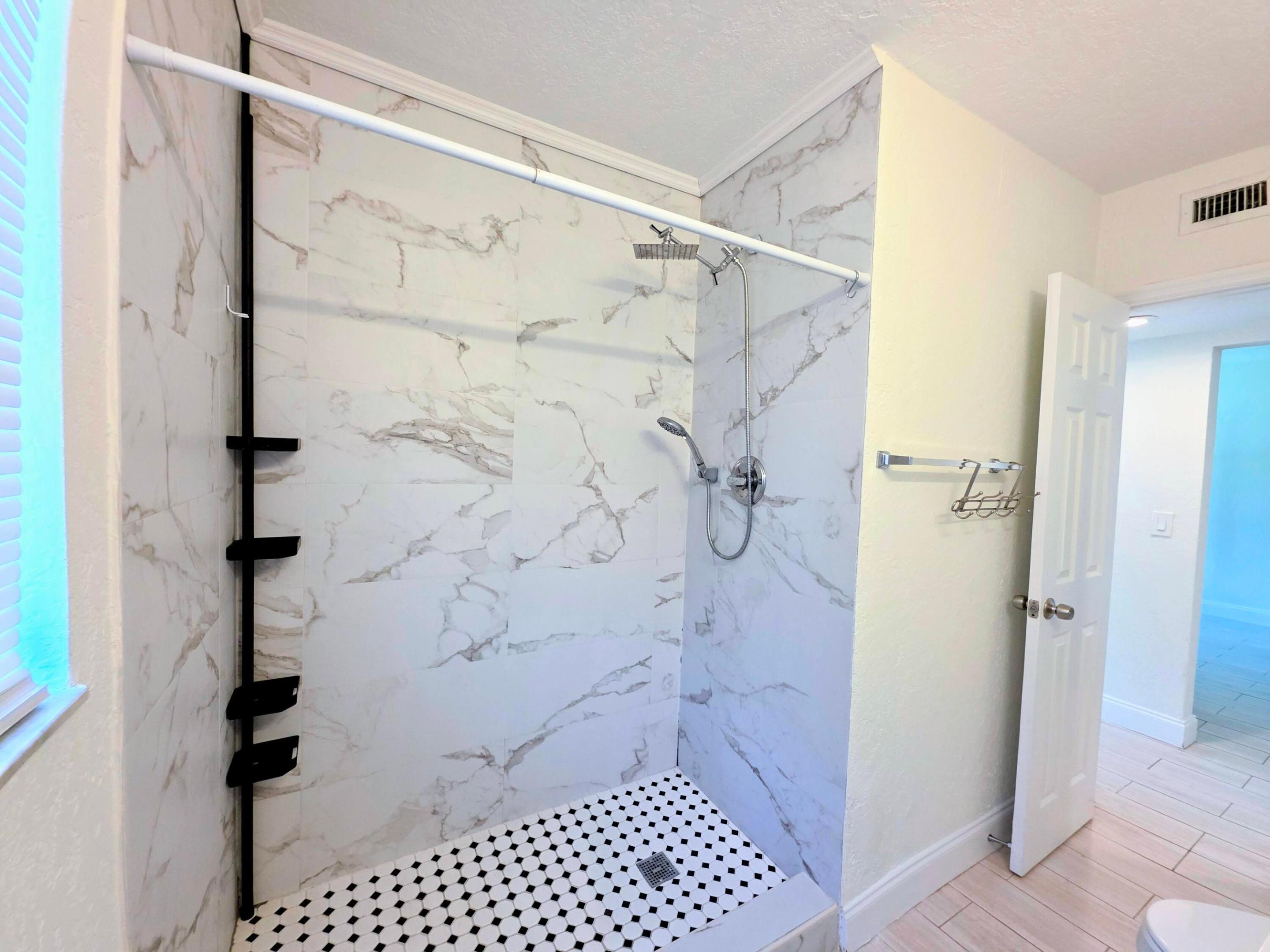 1220 NE 1st Fort Lauderdale, FL 33304