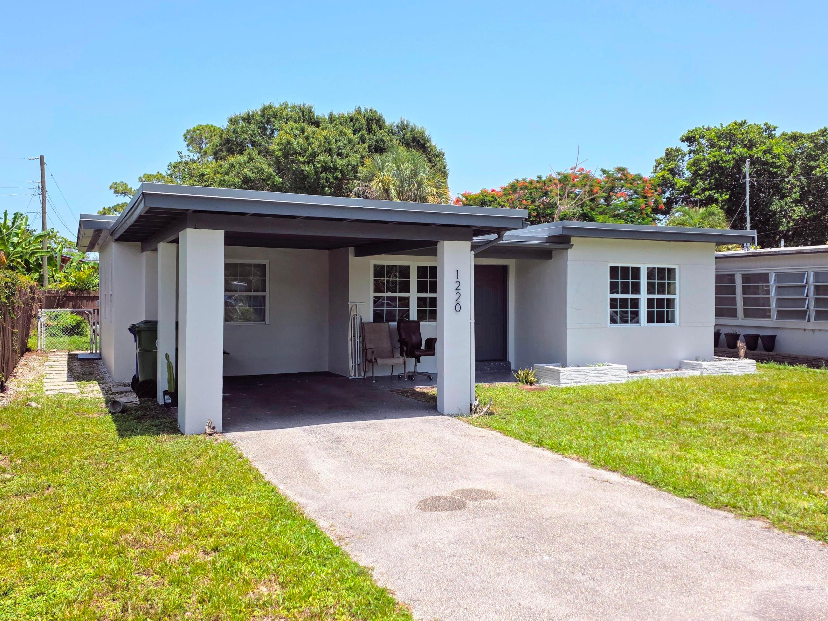 1220 NE 1st Fort Lauderdale, FL 33304
