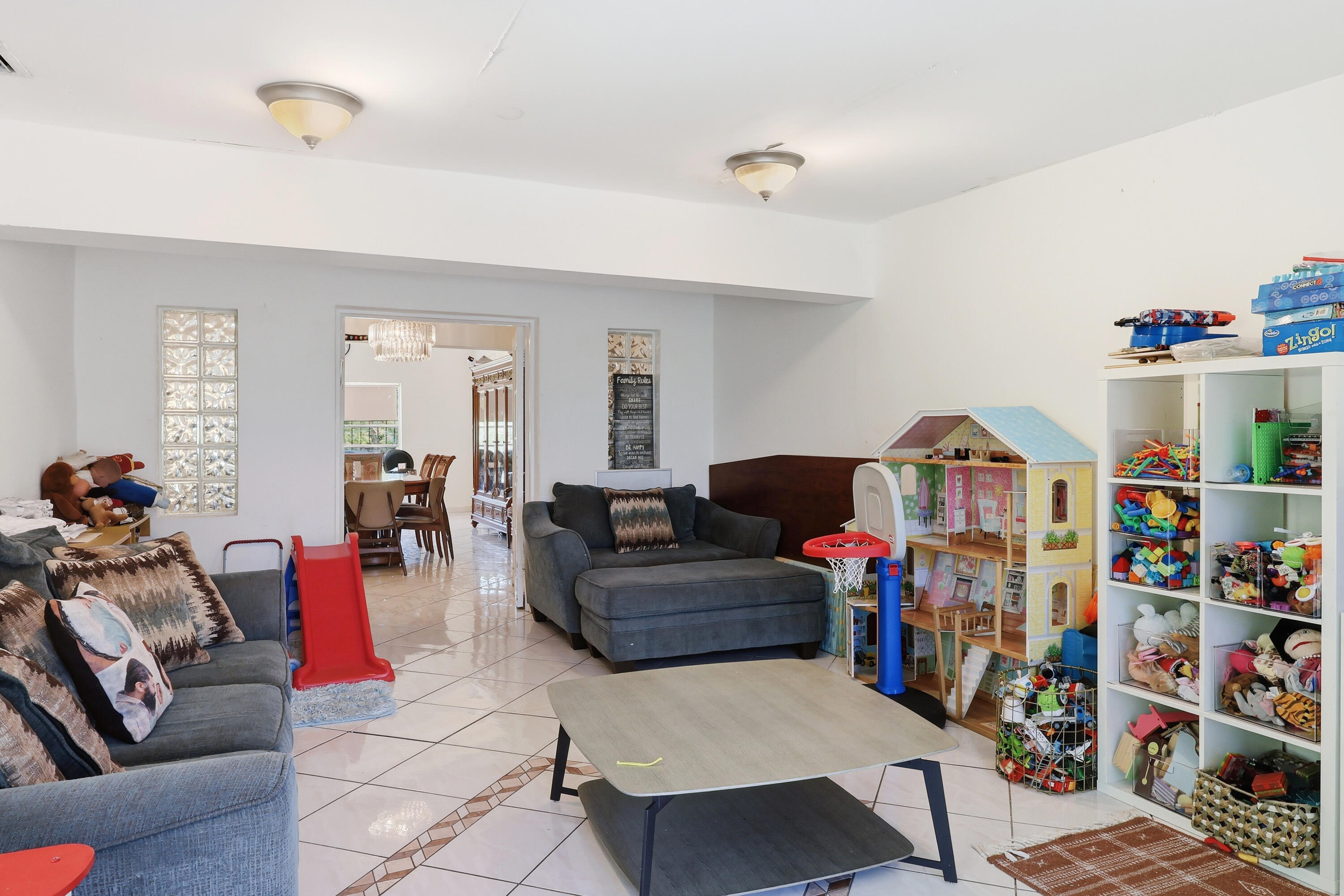 1324 Lenox Miami Beach, FL 33139