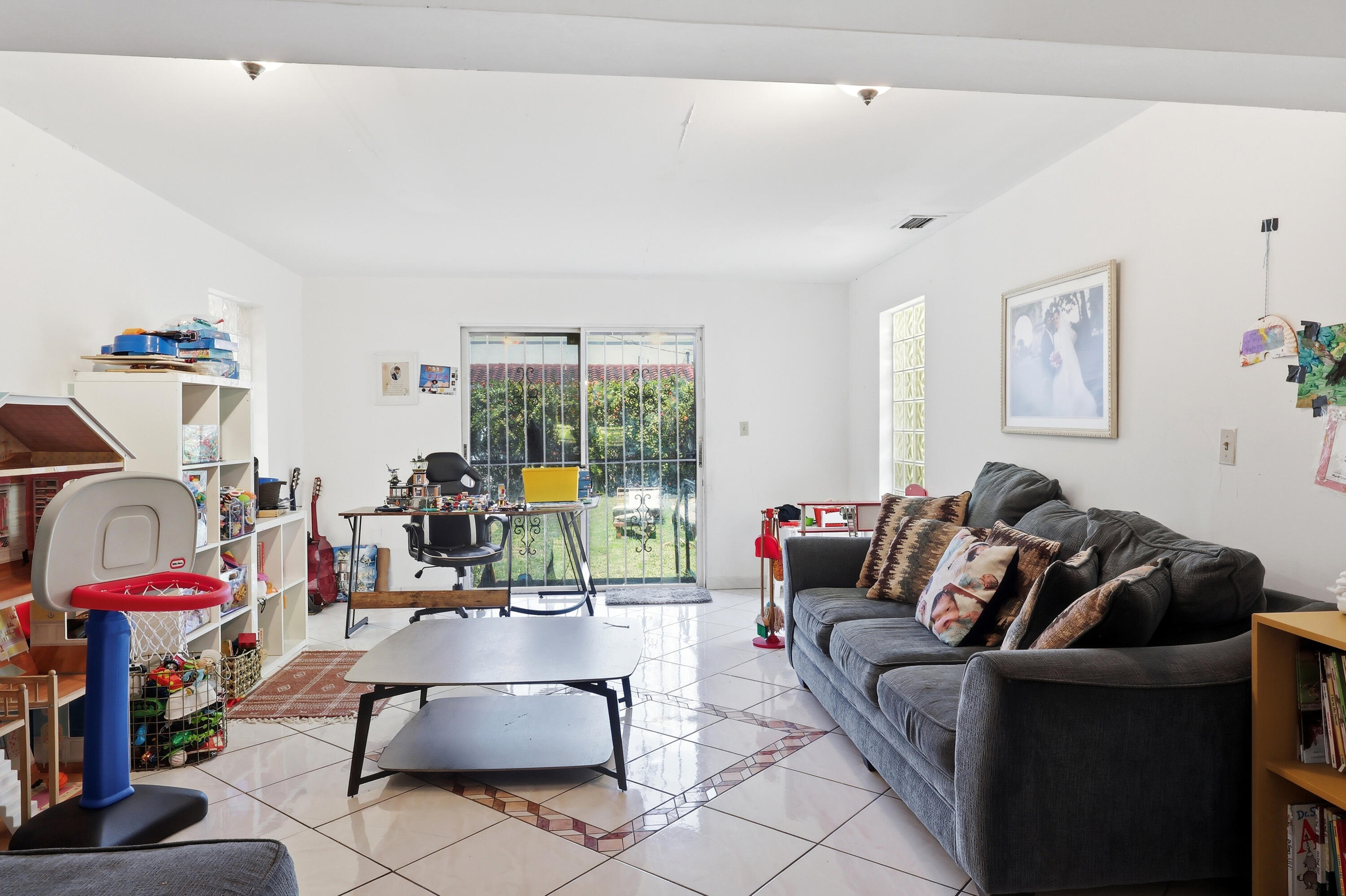1324 Lenox Miami Beach, FL 33139